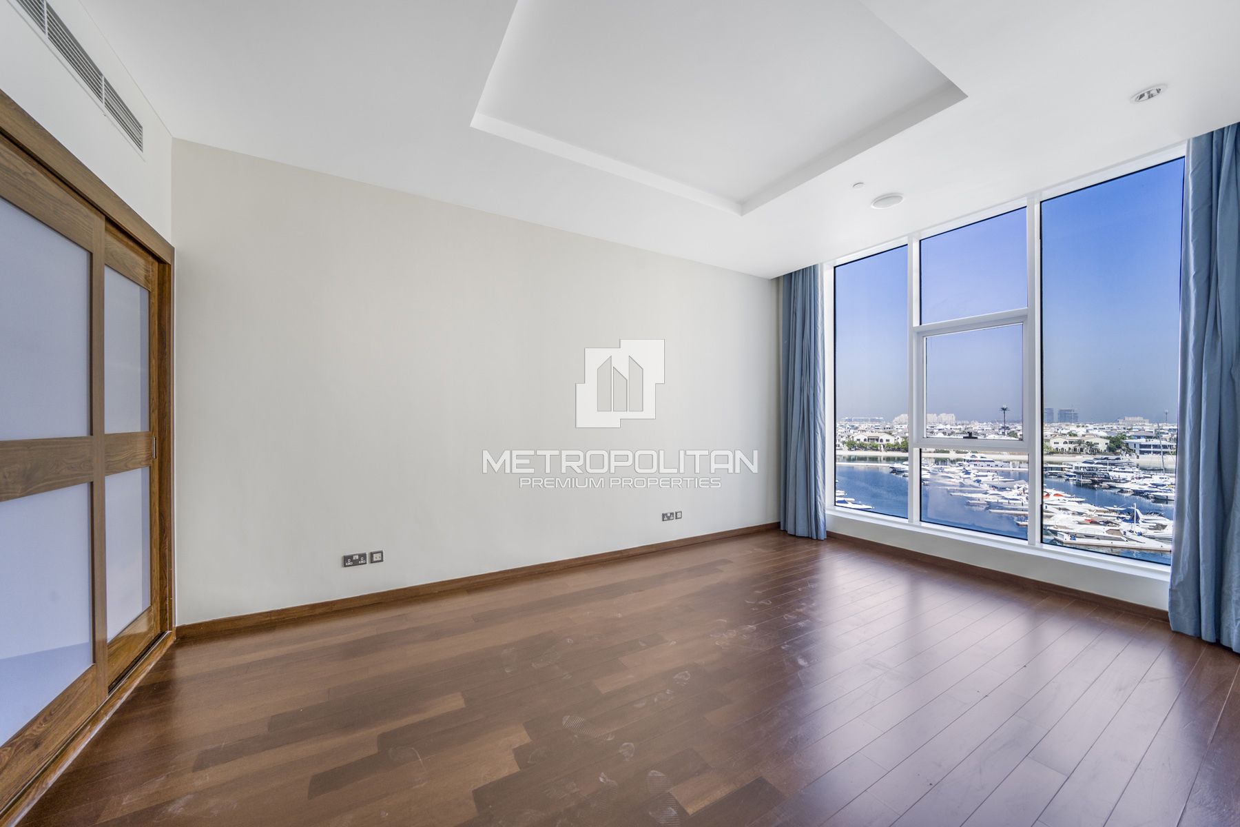 Premier Beachfront Haven | Full Sea View | Elegant