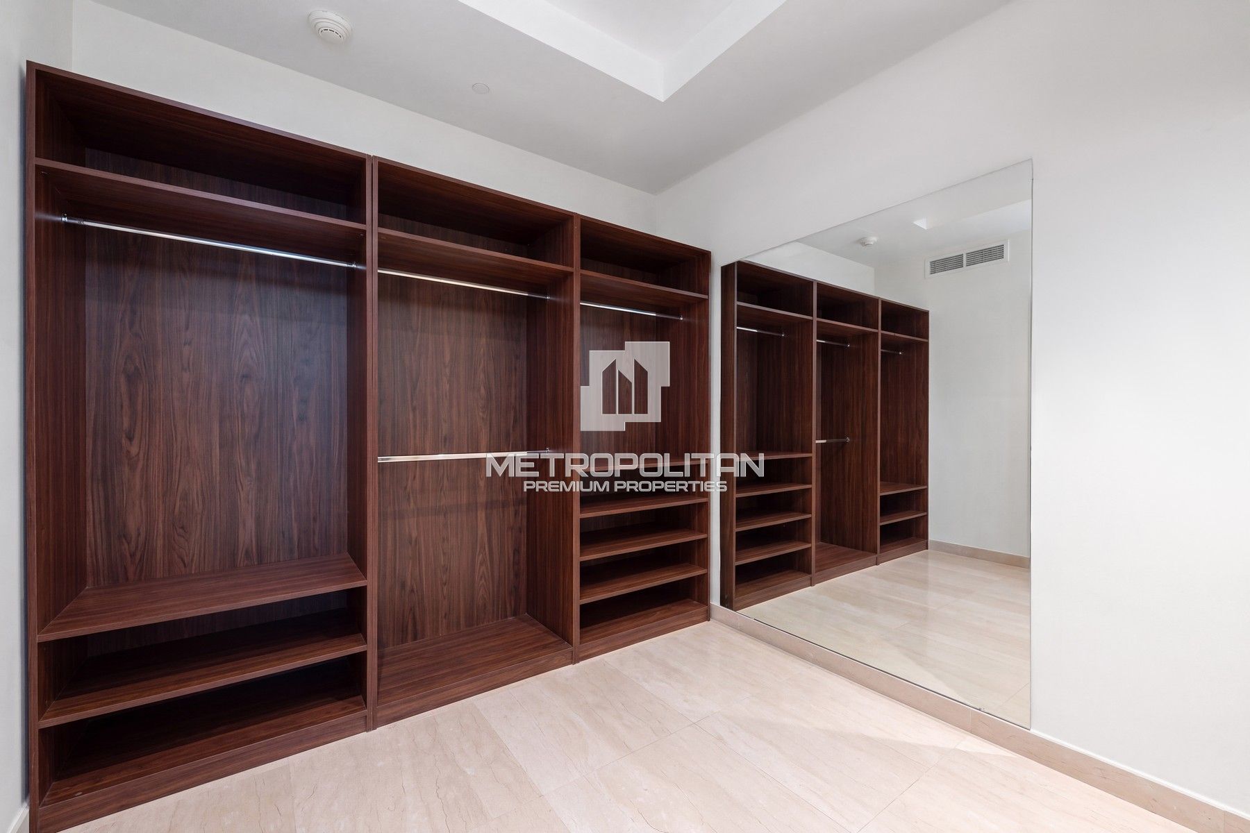 Premier Beachfront Haven | Full Sea View | Elegant