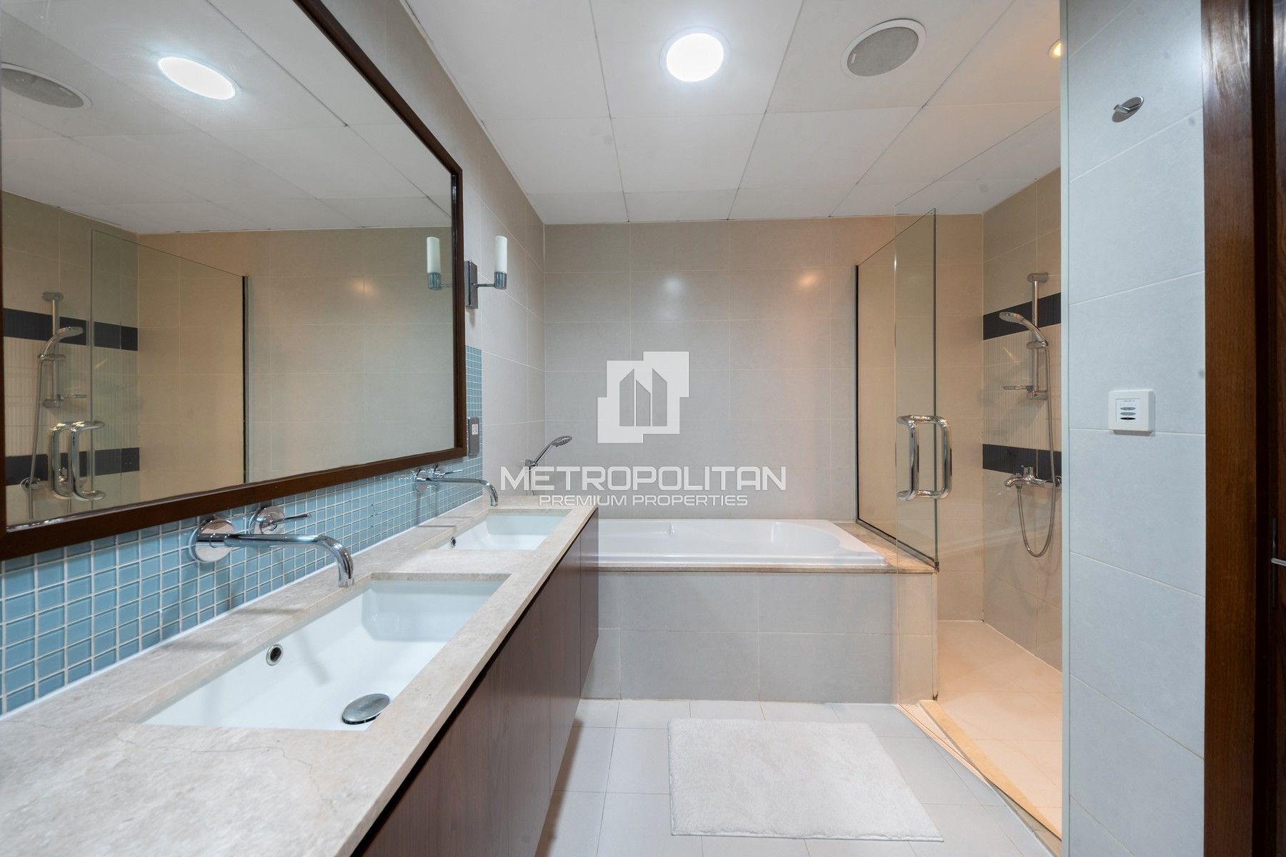 Premier Beachfront Haven | Full Sea View | Elegant