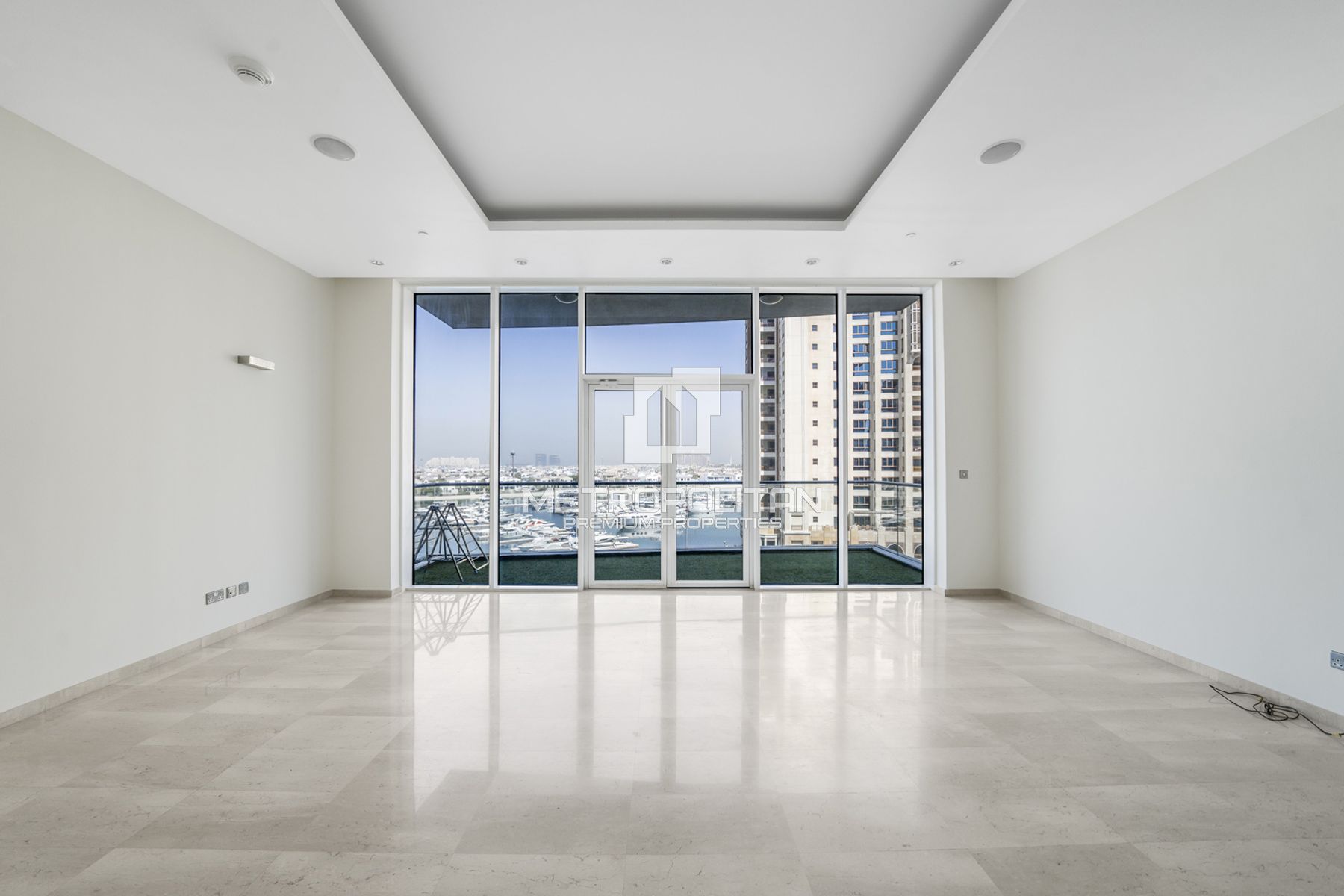 Premier Beachfront Haven | Full Sea View | Elegant