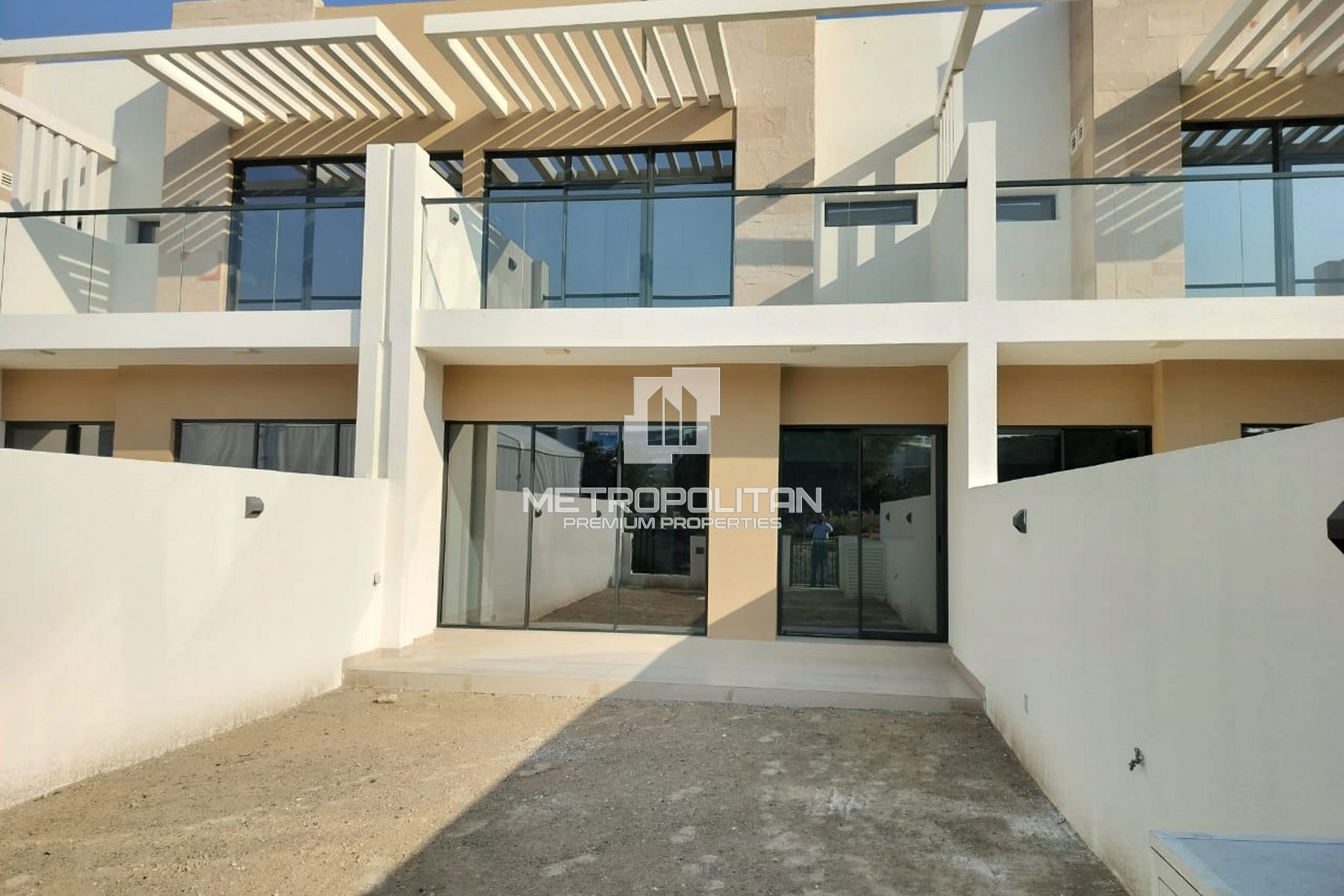 photo-1