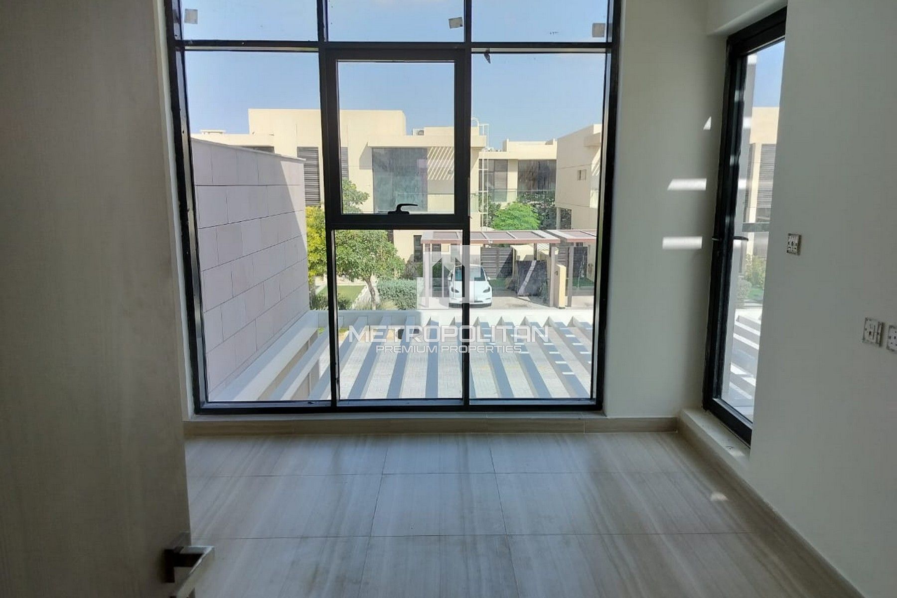 3BR Stadthaus zur Miete in DAMAC Hills – MR-6024 photo-9