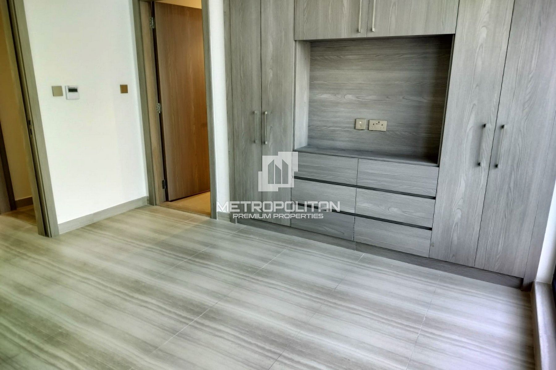 3BR Stadthaus zur Miete in DAMAC Hills – MR-6024 photo-4