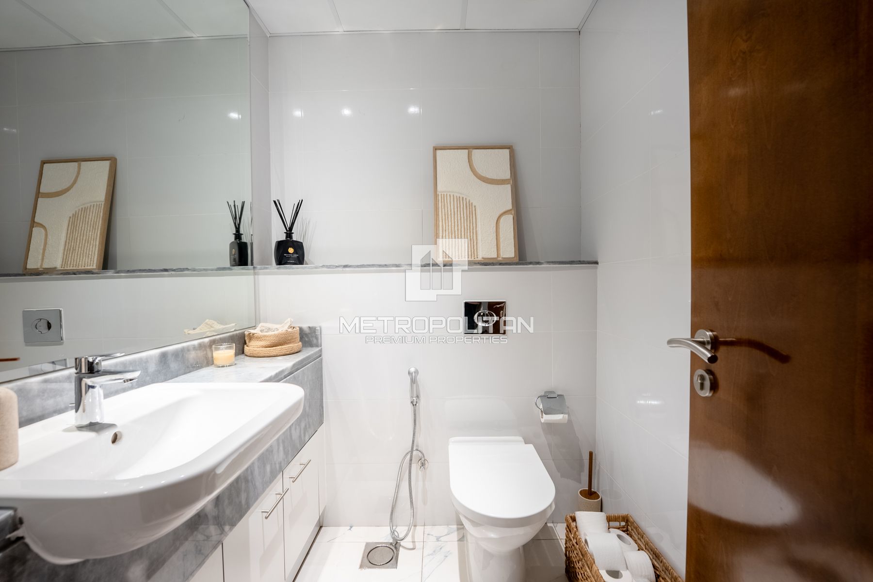 شقة بغرفة نوم واحدة للإيجار في الخليج التجاري – MR-6033 photo-13