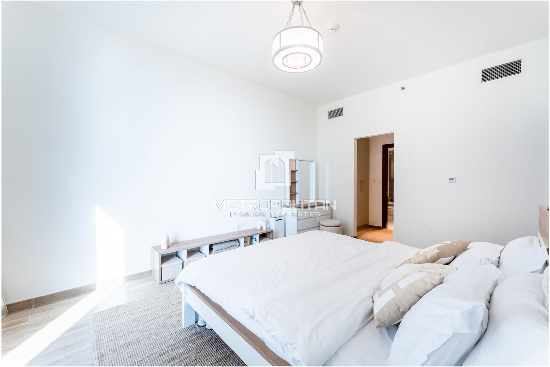 شقة بغرفة نوم واحدة للإيجار في الخليج التجاري – MR-6033 photo-6