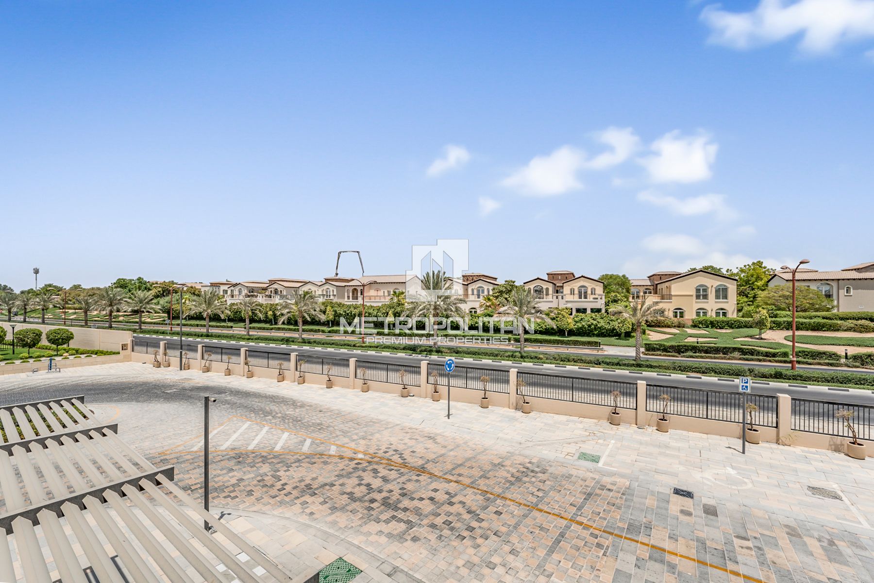 3BR Townhouse zur Miete in Jumeirah Golf Estates – MR-6094 photo-25