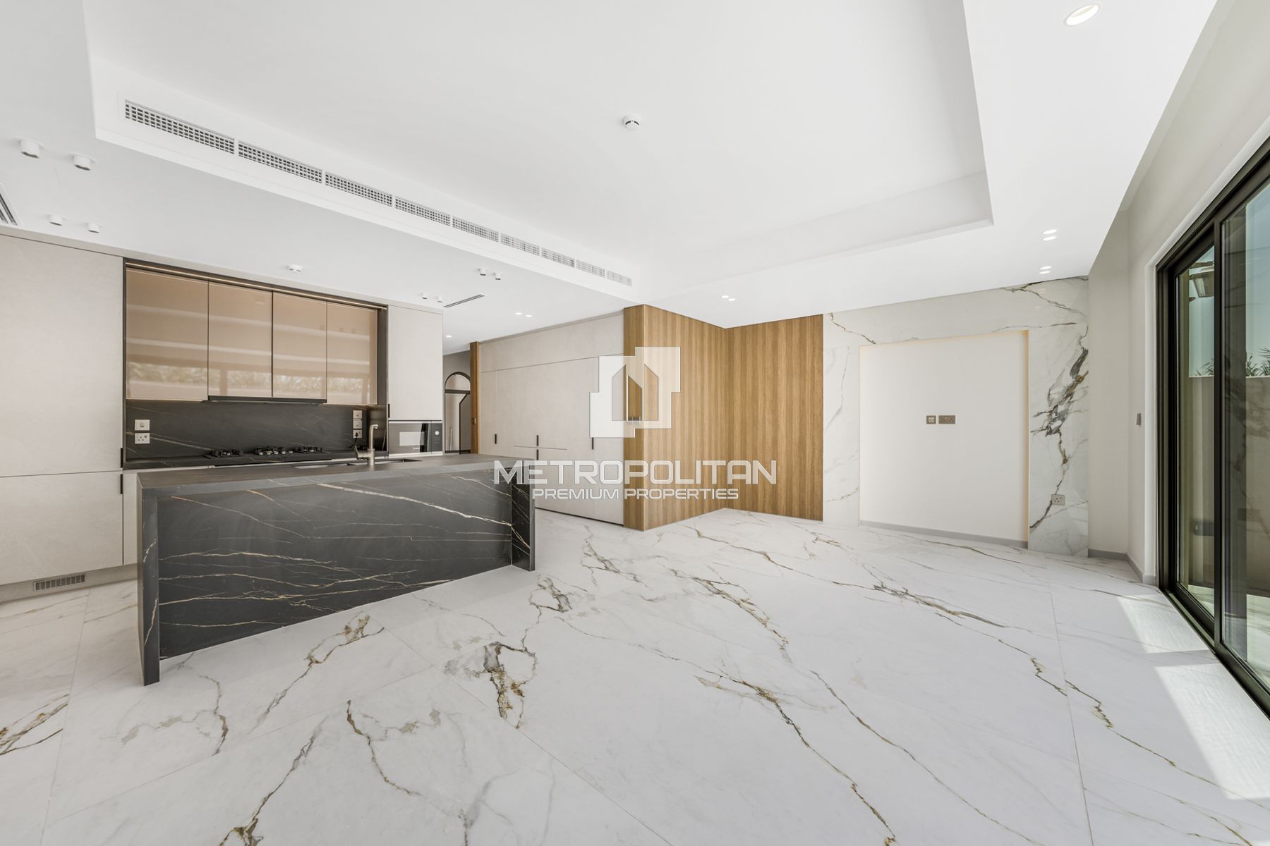 Снять виллу в Jasmine Lane, Jumeirah Golf Estates - MR-6094