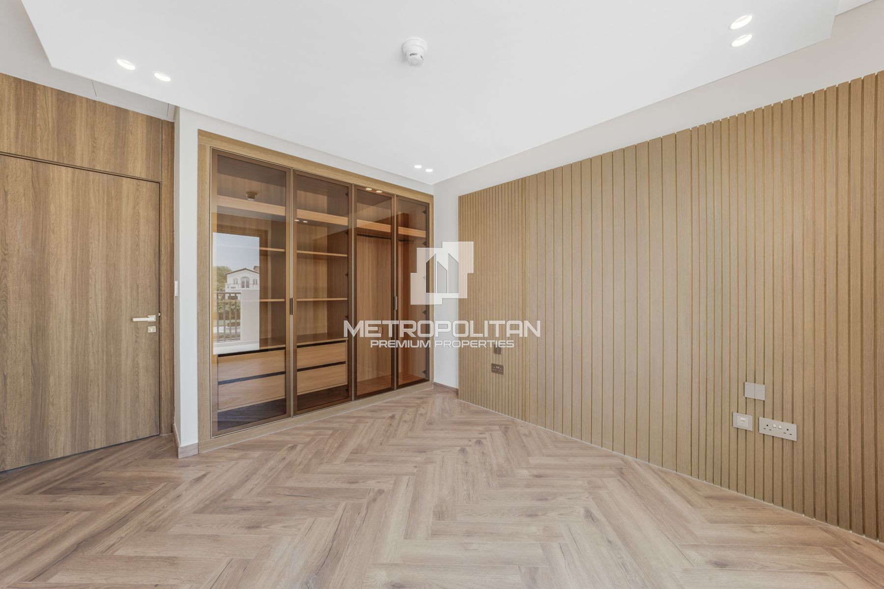 Single Row | Vacant | Spacious Living |Family Home