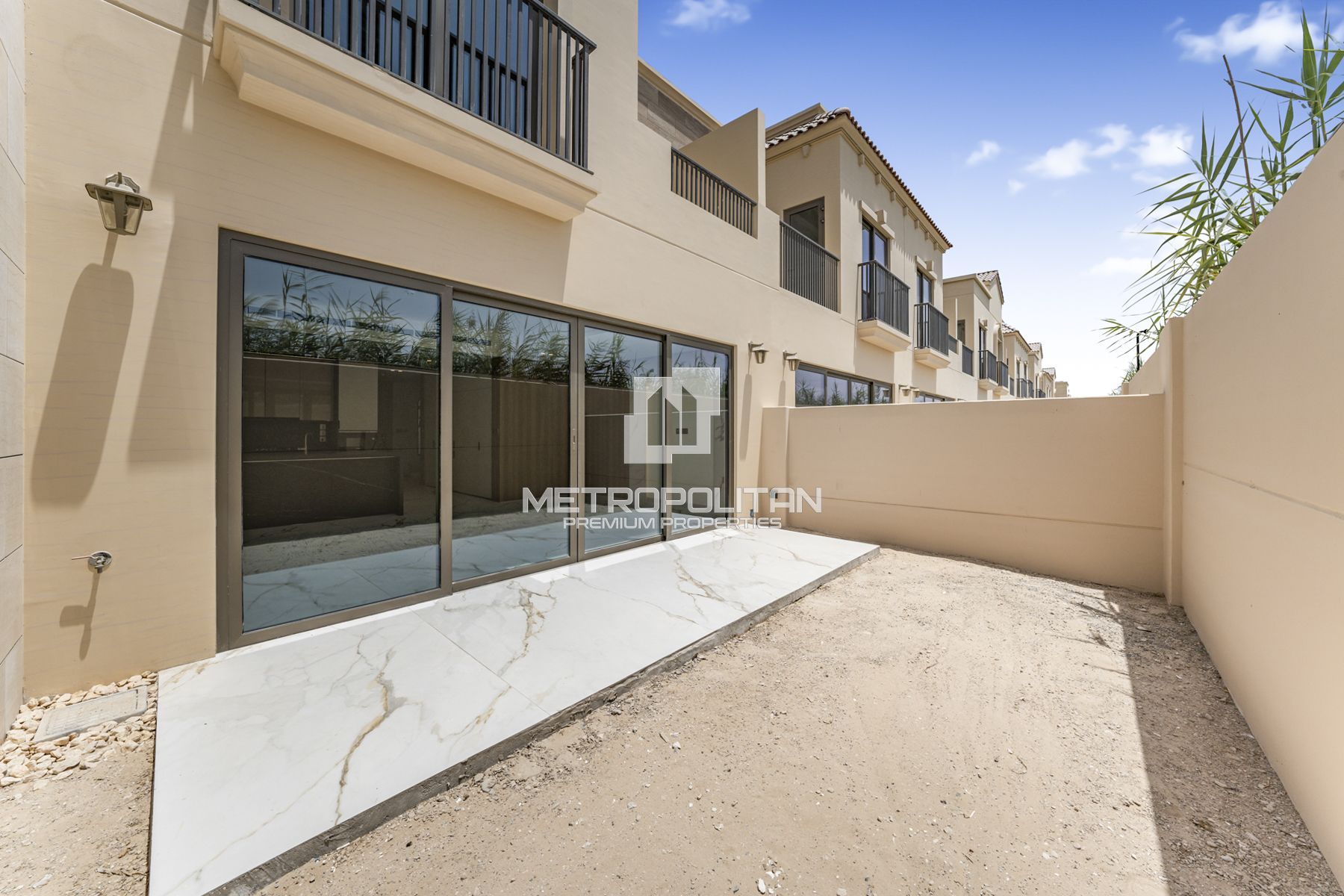 Single Row | Vacant | Spacious Living |Family Home
