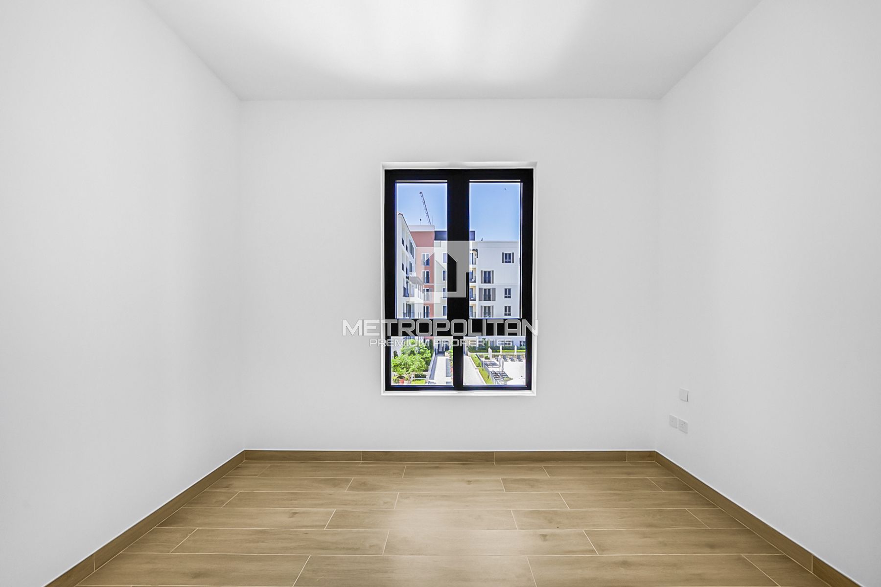 Brand New | Ready to Move in | Good Location