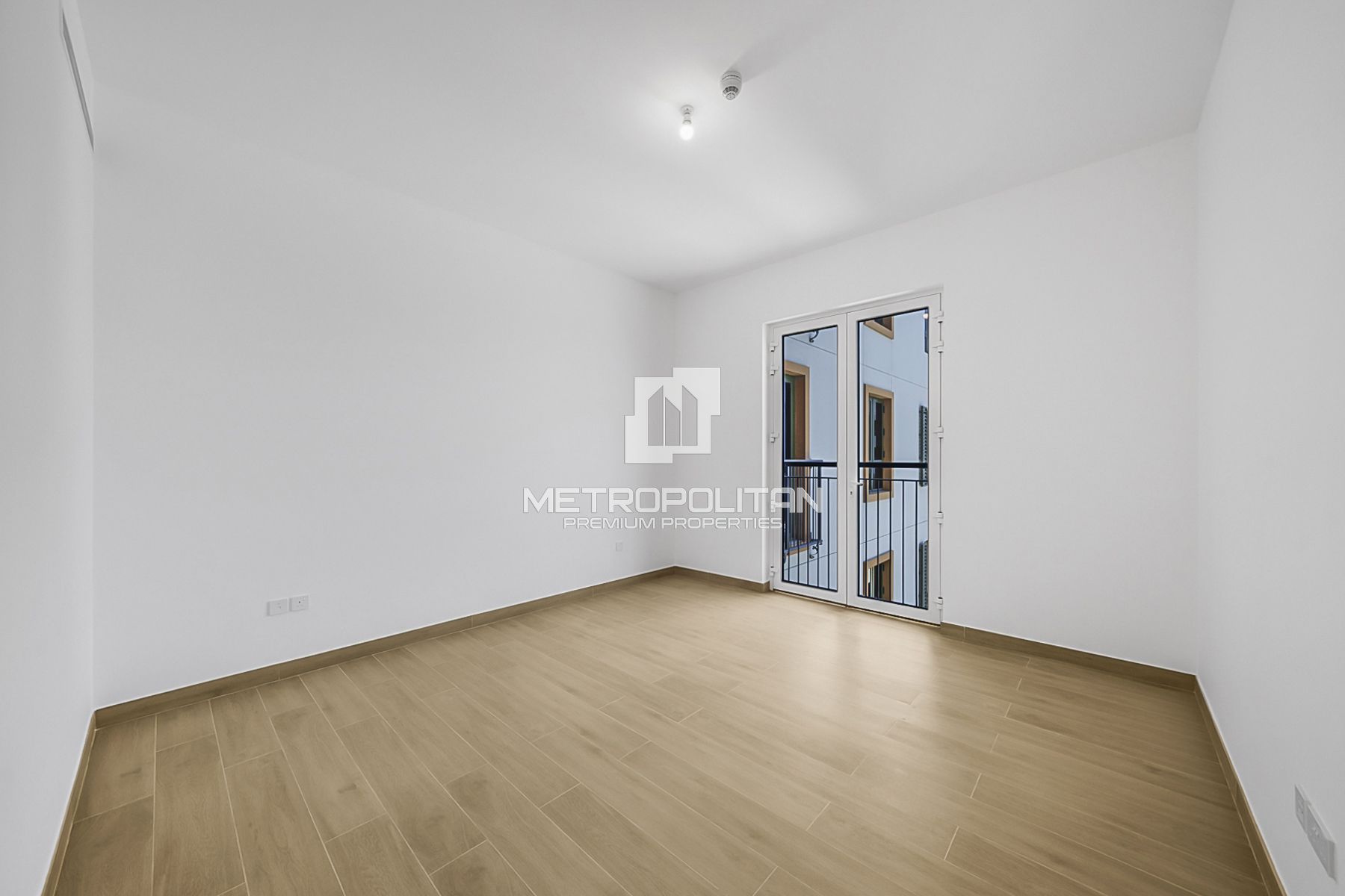 Brand New | Ready to Move in | Good Location