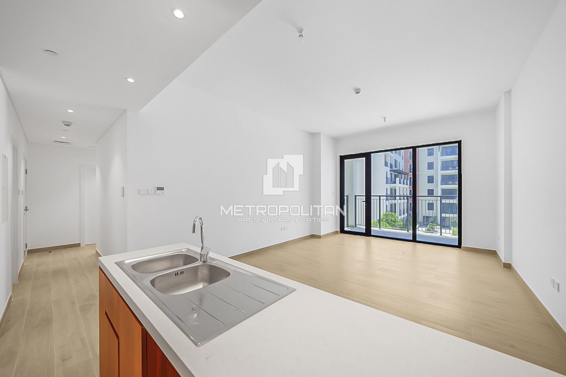 Brand New | Ready to Move in | Good Location