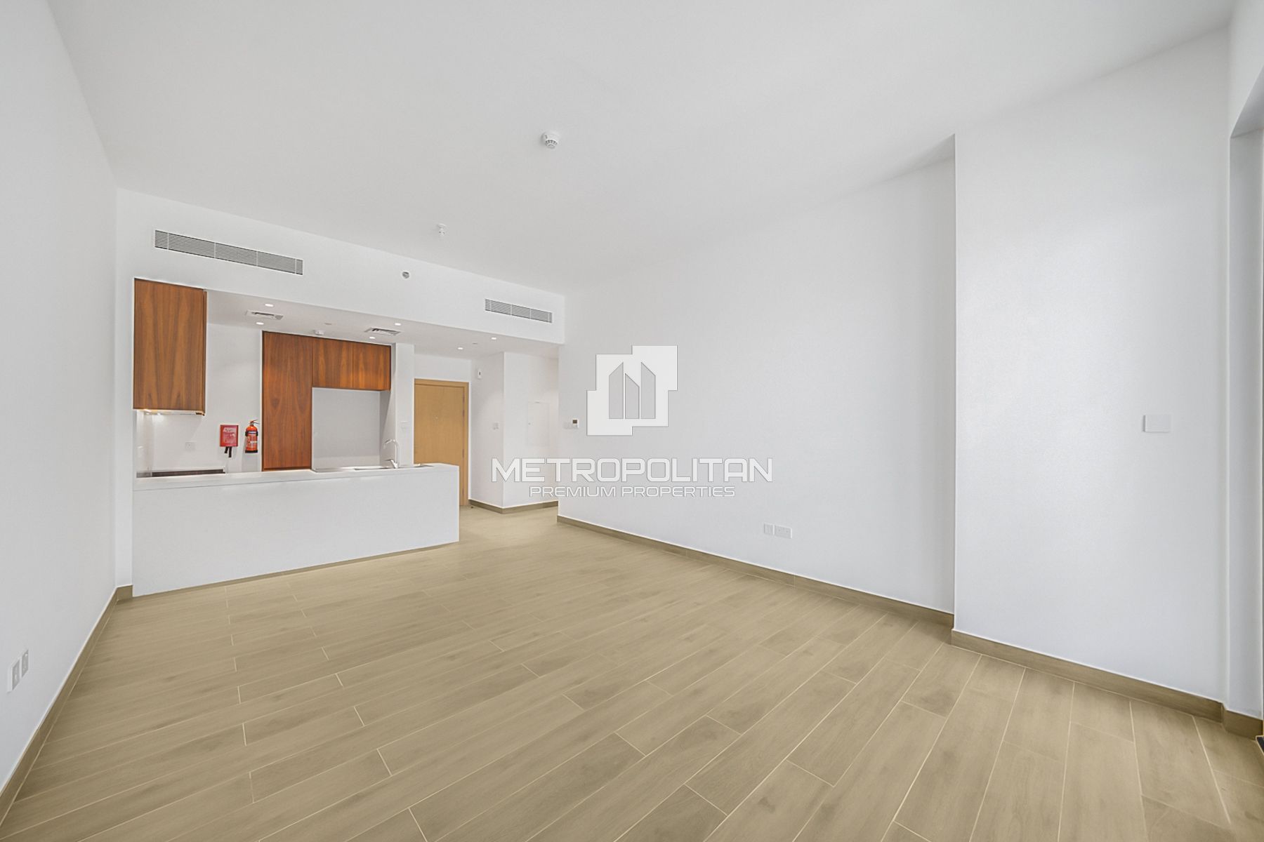Brand New | Ready to Move in | Good Location