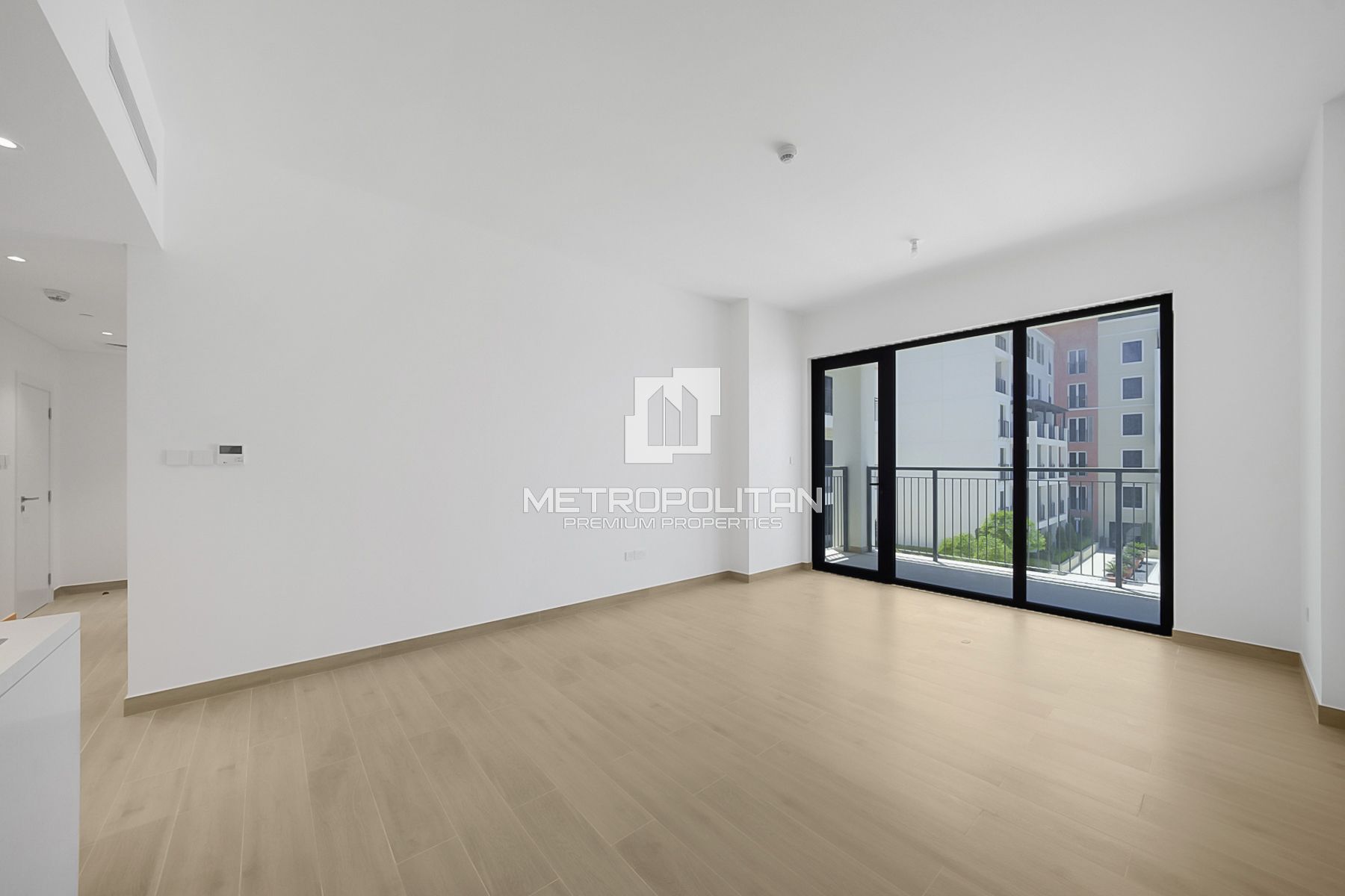 Brand New | Ready to Move in | Good Location