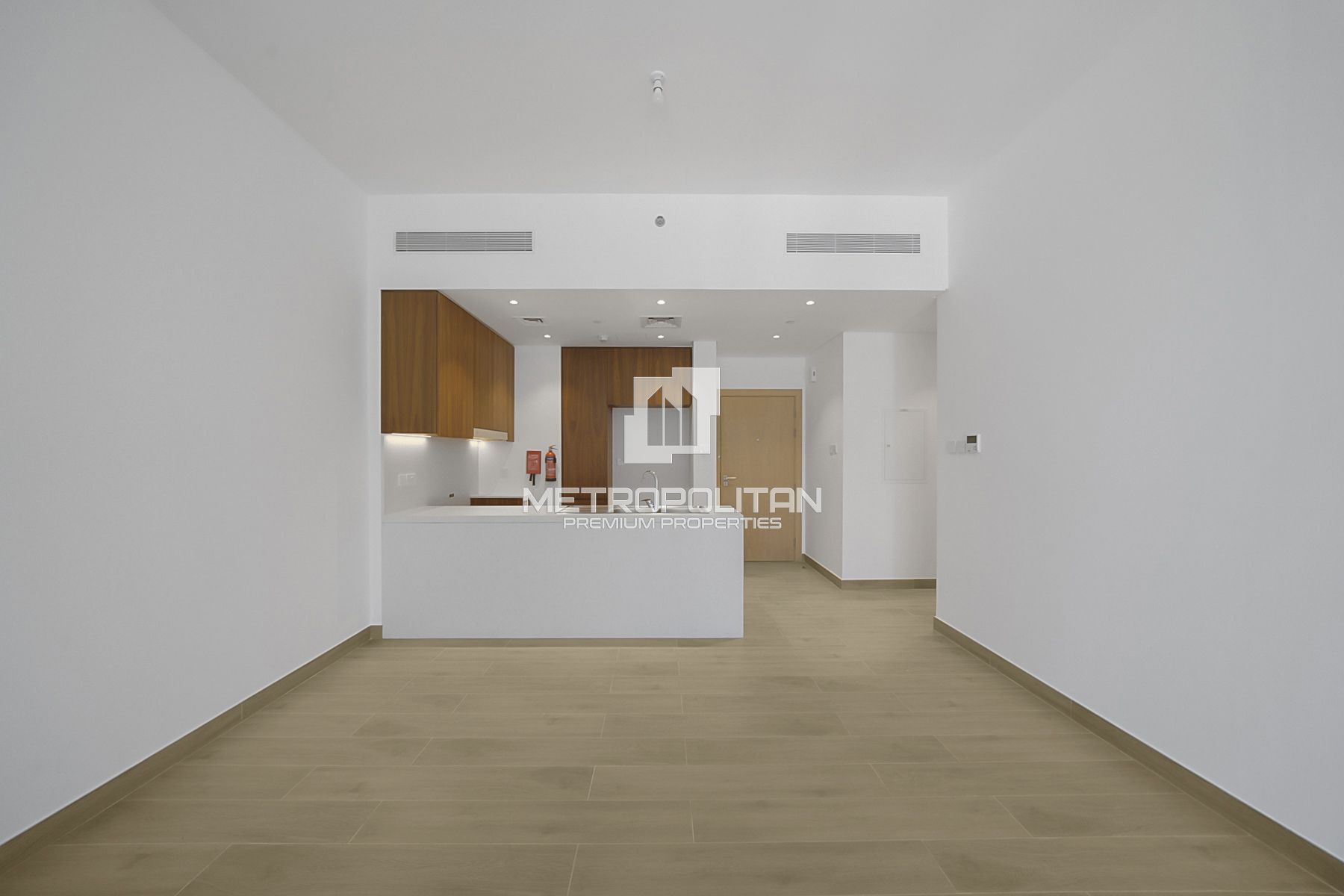 Brand New | Ready to Move in | Good Location