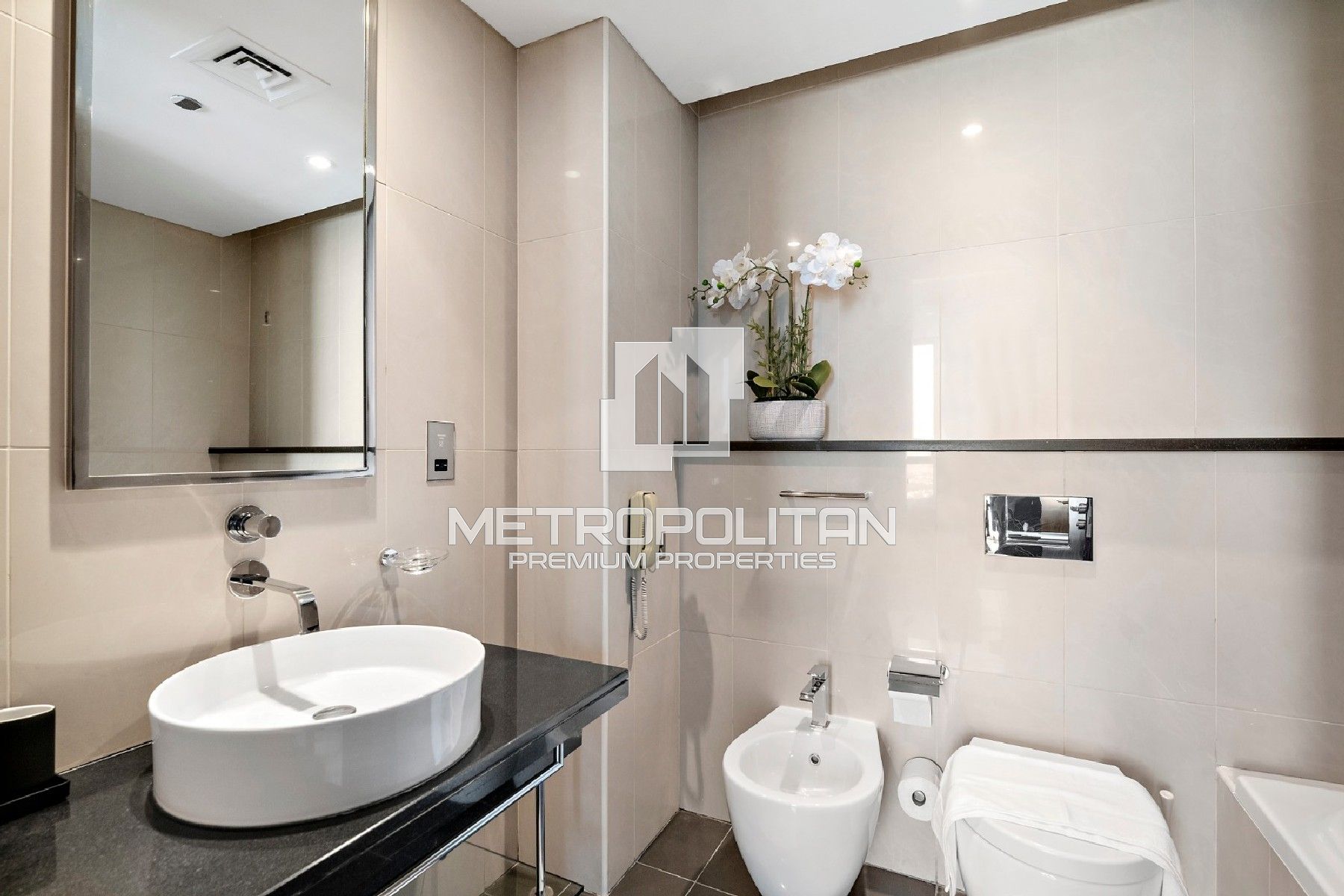 Image - Bonnington Tower, Jumeirah Lake Towers, Dubai | Project - Wohnung