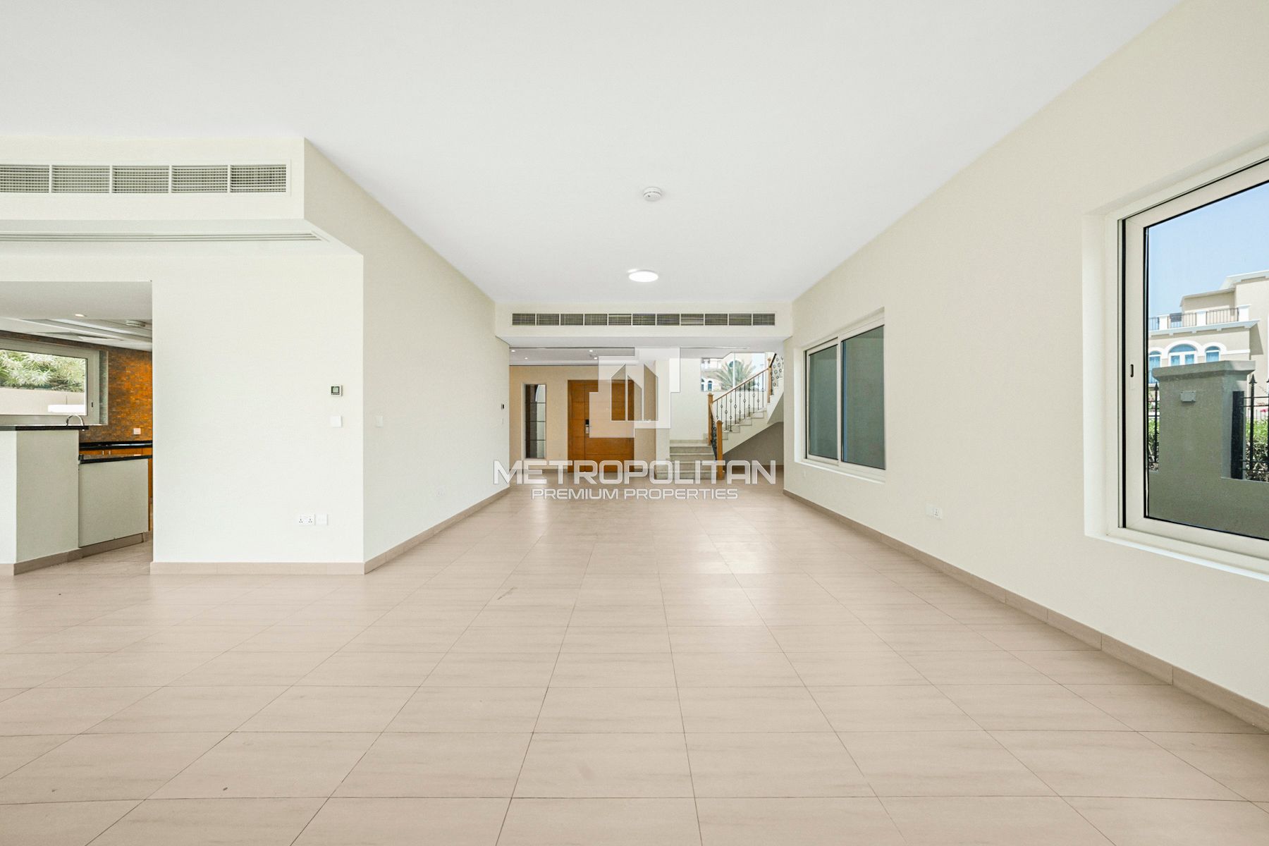4-комнатная вилла в аренду в Jumeirah Park – MR-6122 photo-10