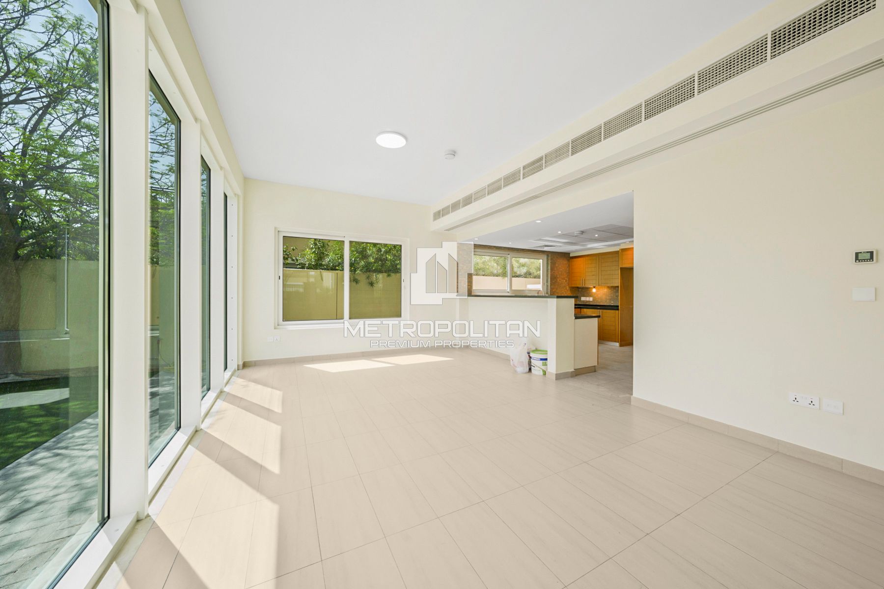 4-комнатная вилла в аренду в Jumeirah Park – MR-6122 photo-11