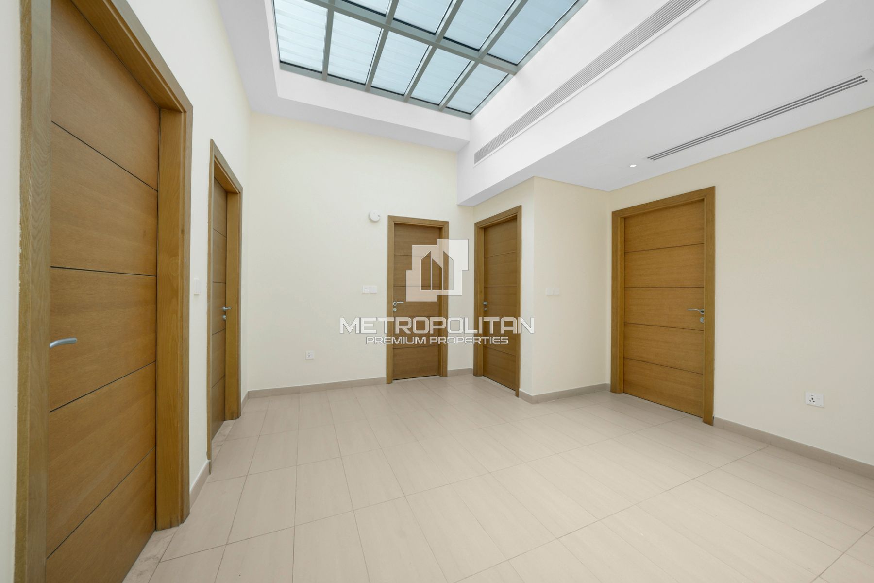 4-комнатная вилла в аренду в Jumeirah Park – MR-6122 photo-17