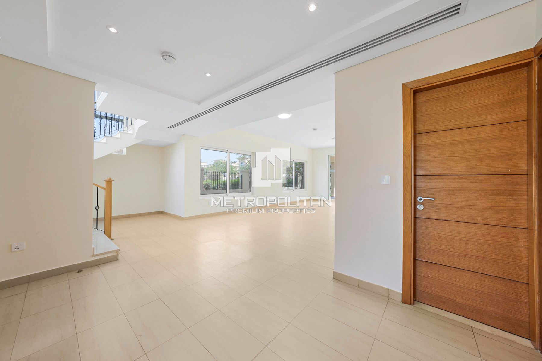 4-комнатная вилла в аренду в Jumeirah Park – MR-6122 photo-8