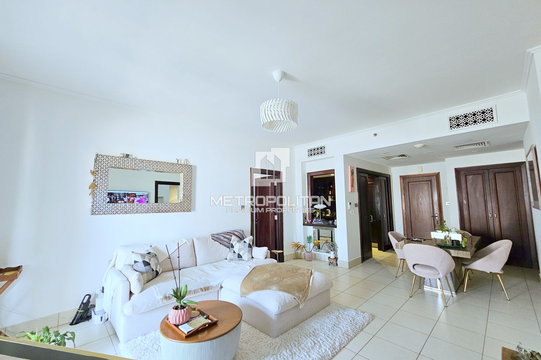 Vue complète sur Burj Khalifa | Non meublé | Spacieux photo-3