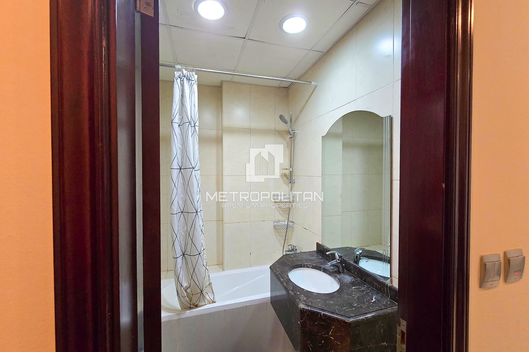 Appartement Studio à Louer à Dubai Sports City – MR-6163 photo-12