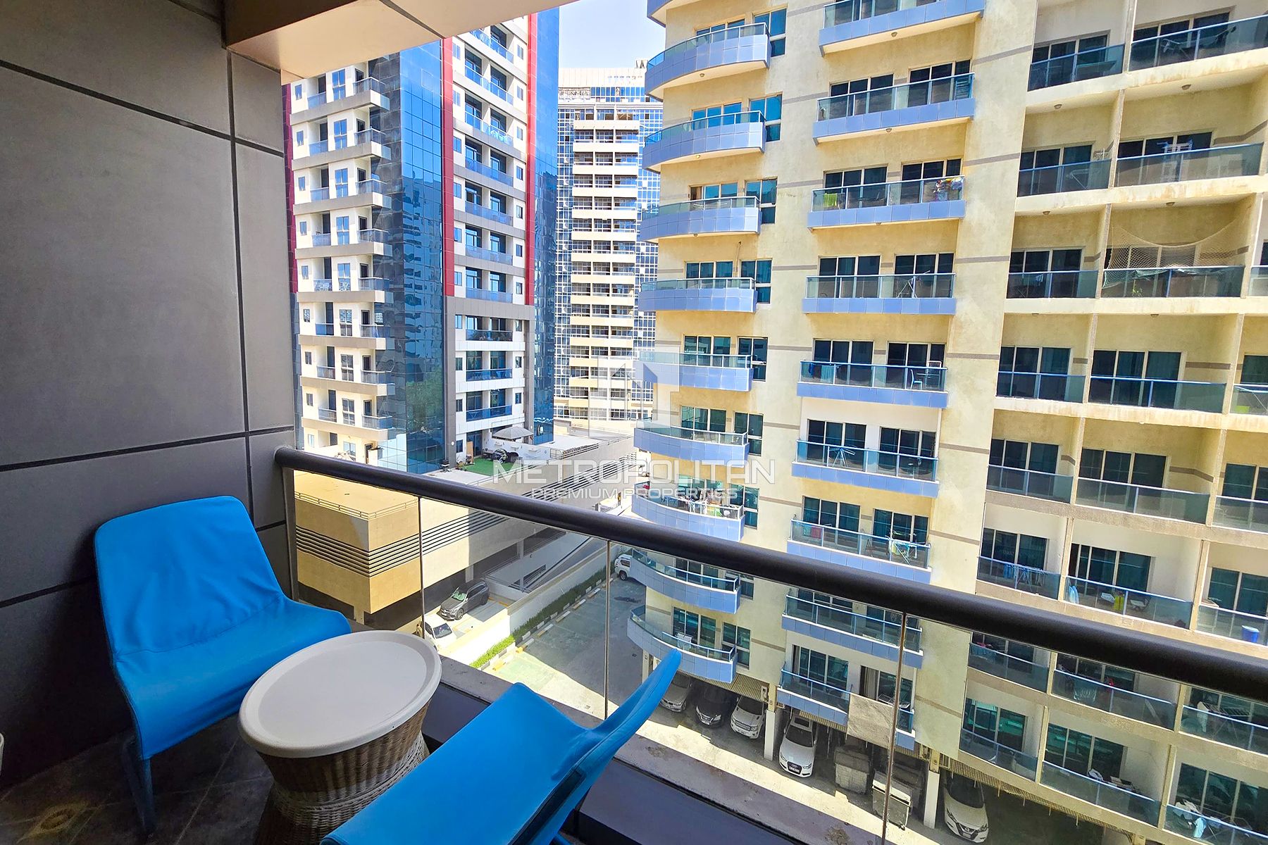 Appartement Studio à Louer à Dubai Sports City – MR-6163 photo-2