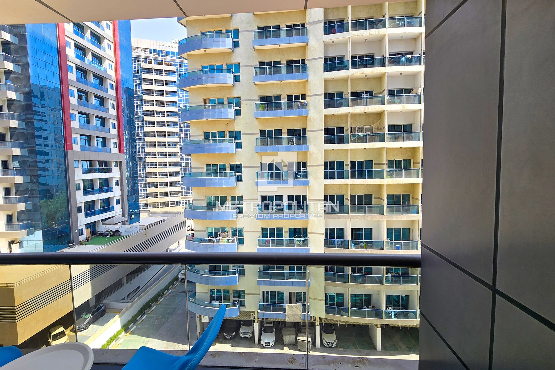 Appartement Studio à Louer à Dubai Sports City – MR-6163 photo-4