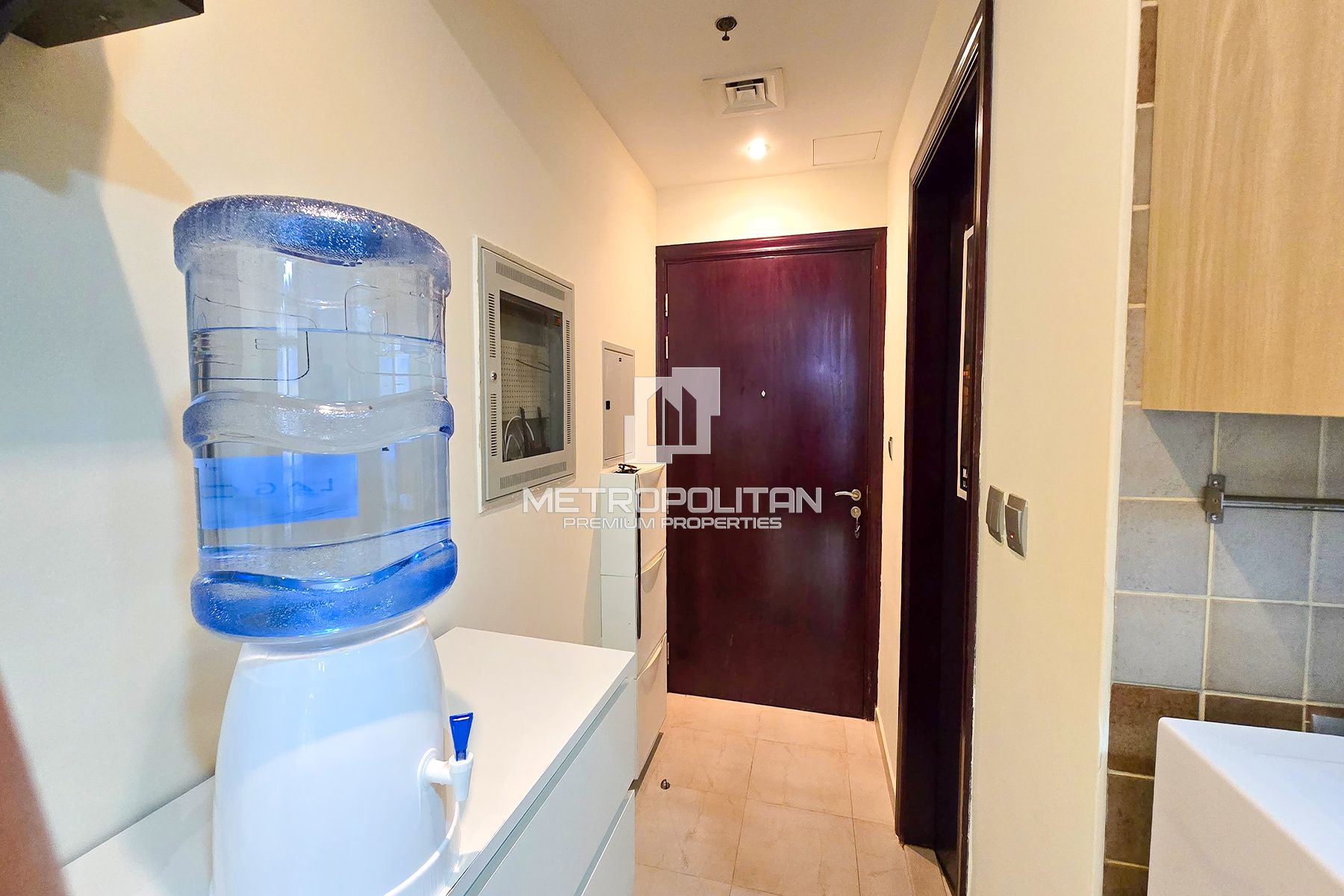 Appartement Studio à Louer à Dubai Sports City – MR-6163 photo-5