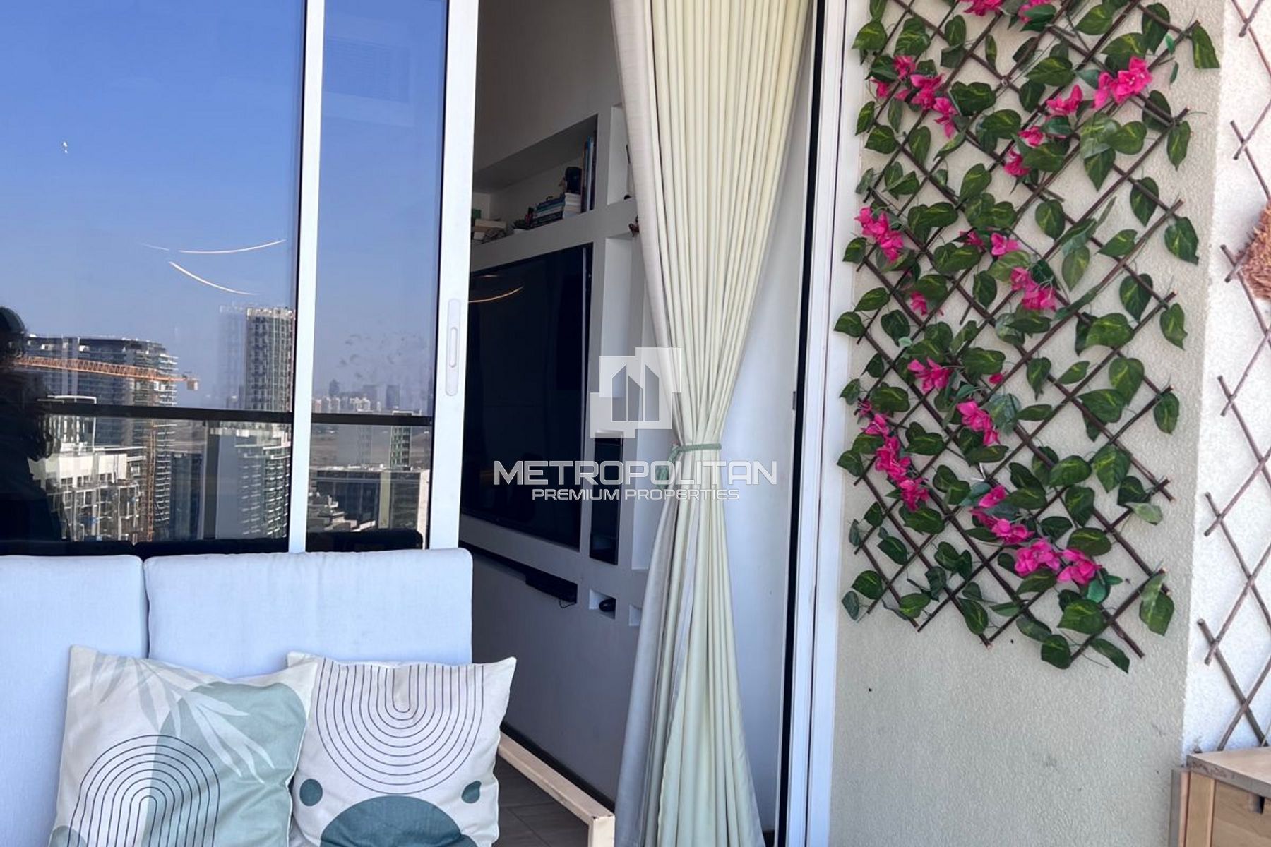 Appartement 2 chambres à louer à Jumeirah Village Circle – MR-6192 photo-3