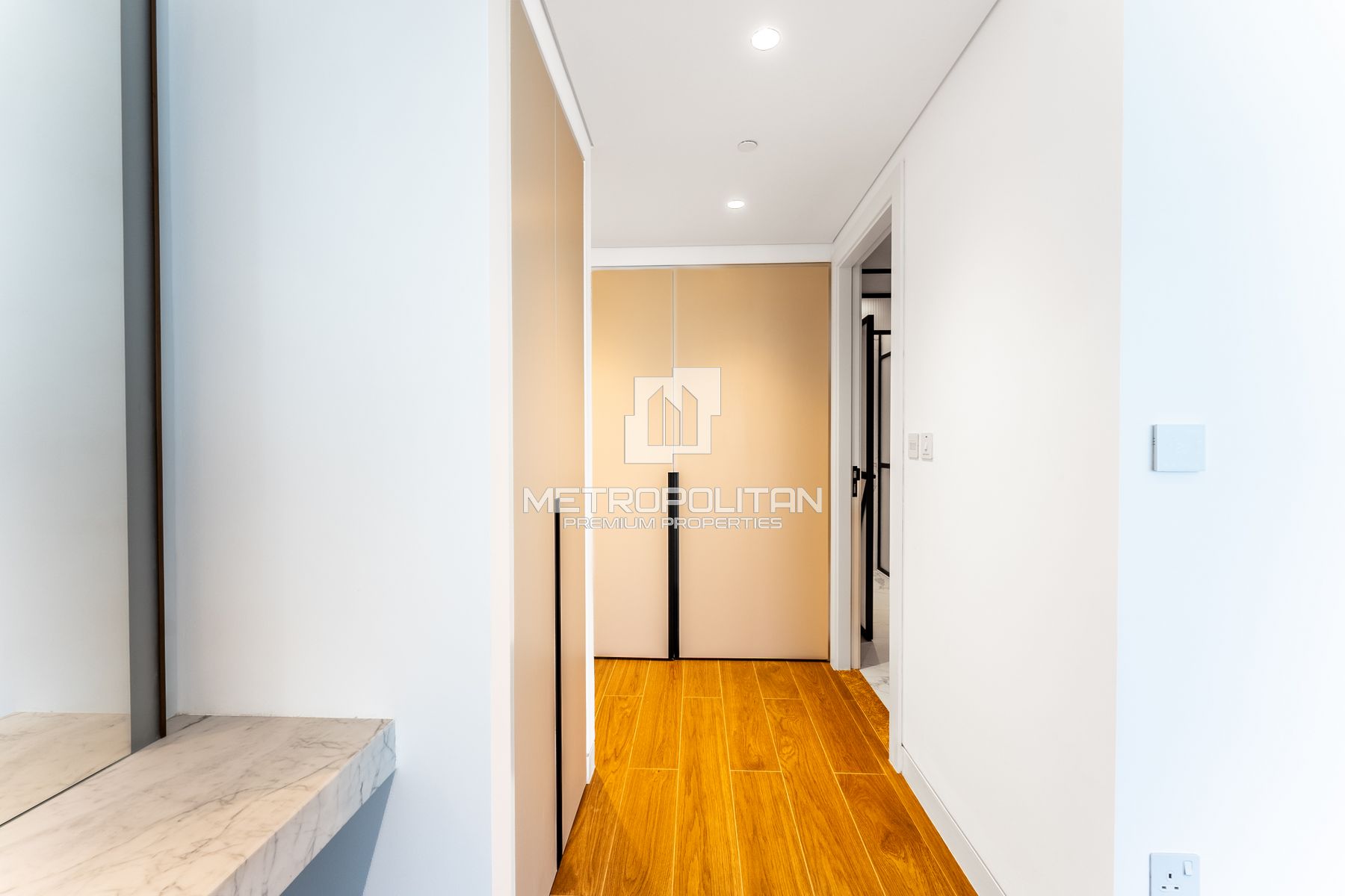 Image - Uptown Tower, Jumeirah Lake Towers, Dubai | Project - Appartement