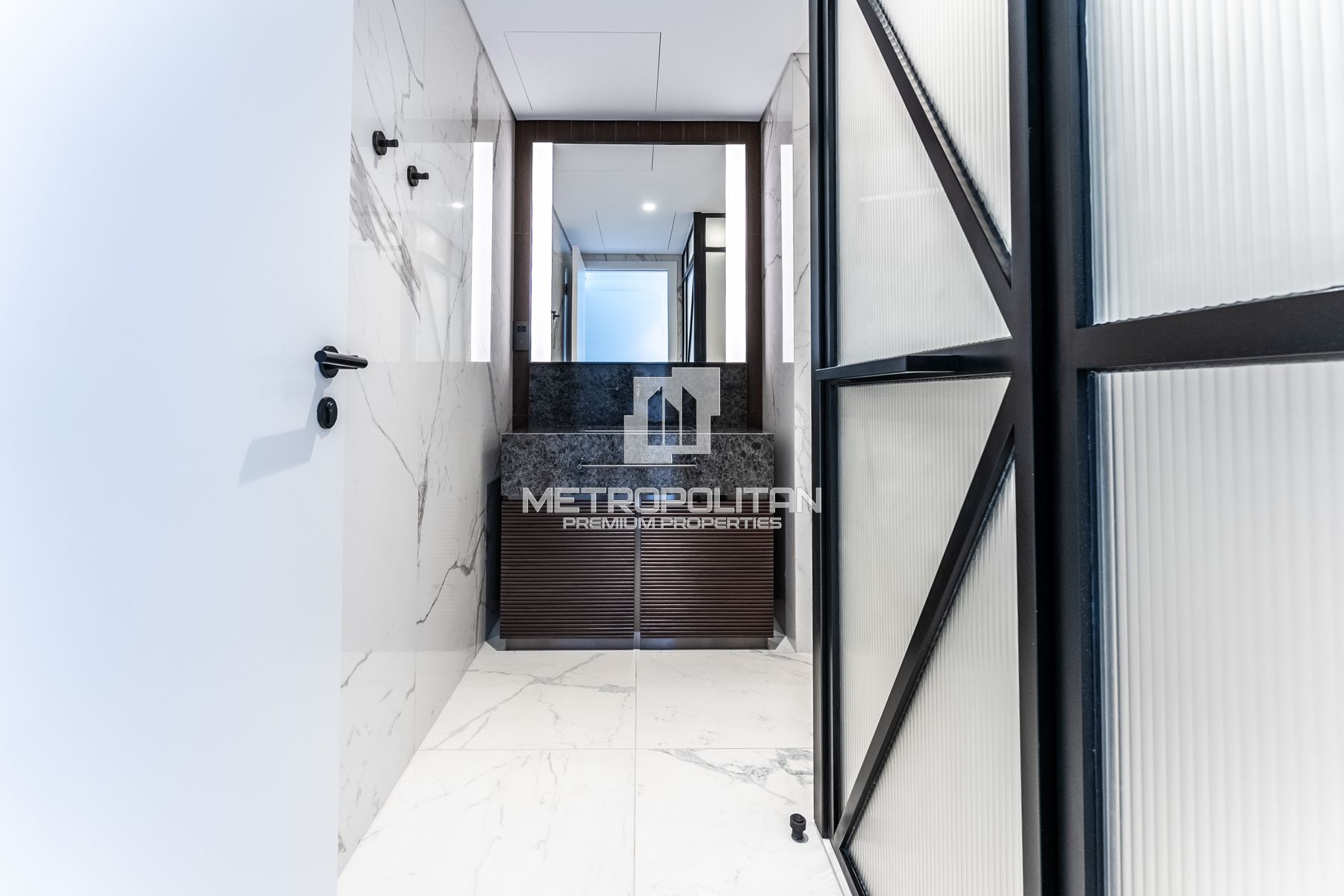 Image - Uptown Tower, Jumeirah Lake Towers, Dubai | Project - Appartement