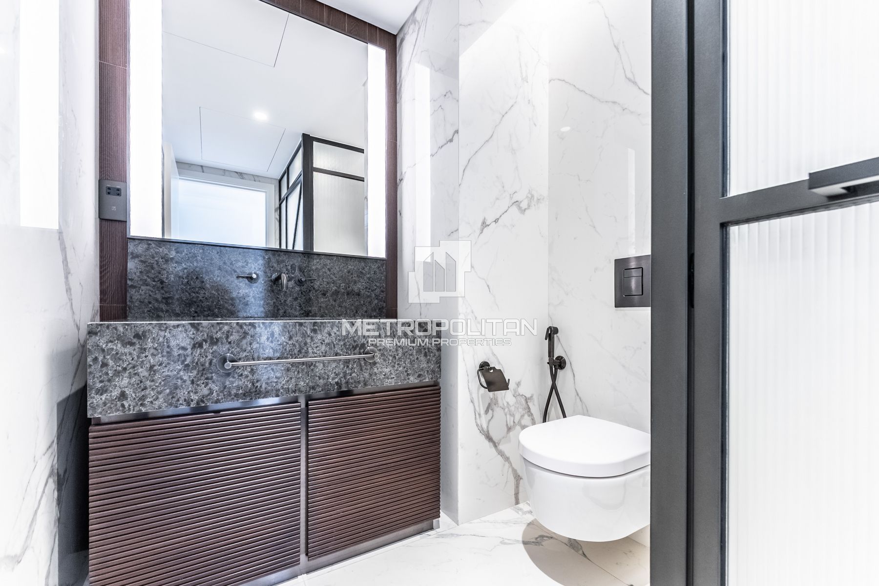 Image - Uptown Tower, Jumeirah Lake Towers, Dubai | Project - Appartement