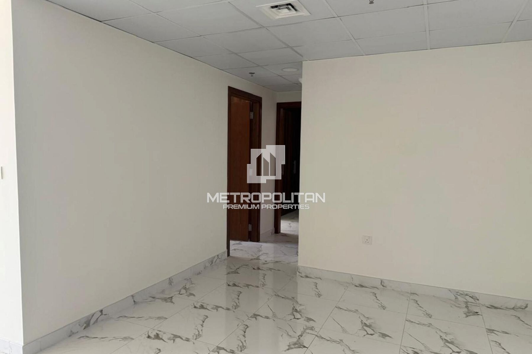 Appartement 2 chambres à louer à Al Hamra Village – MR-6238 photo-1