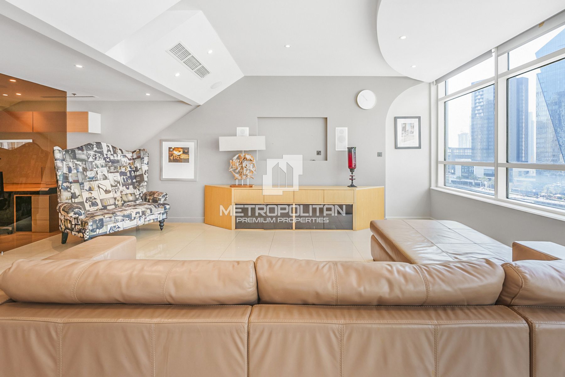 Ready to move in | Spacious Layout | Unfurnished