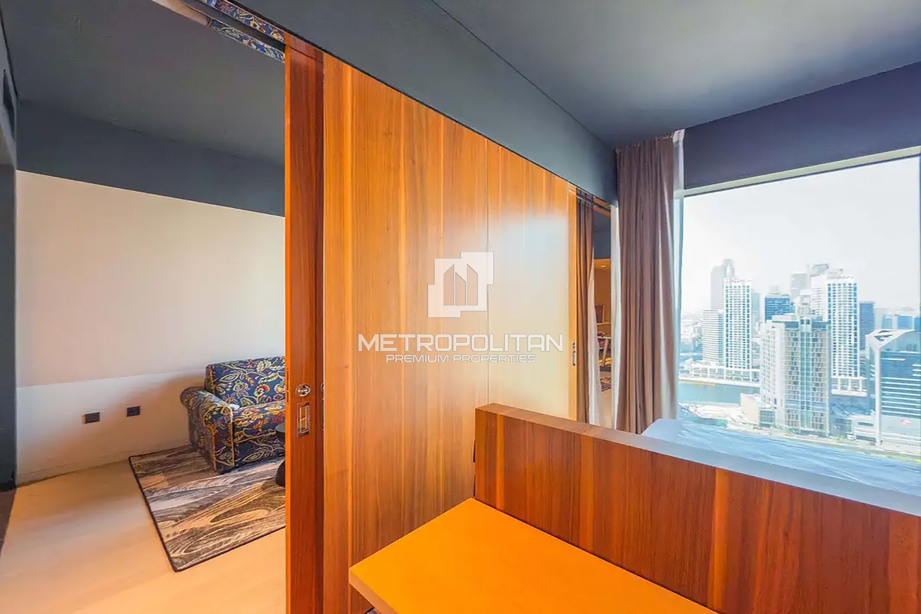 شقة بغرفتي نوم للإيجار في الخليج التجاري – MR-6331 photo-16