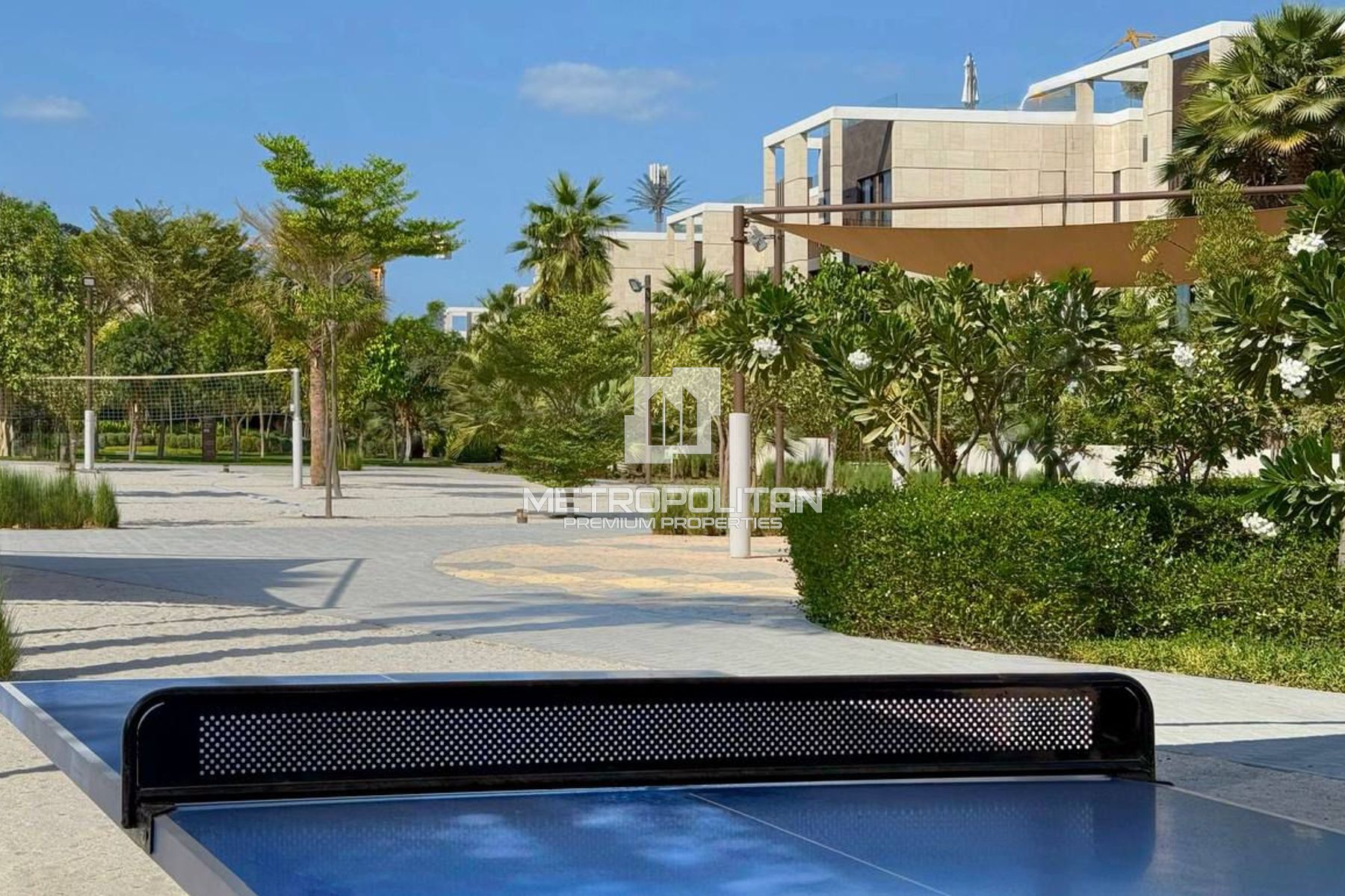 Best Priced | Skyline and Sea View | Spacious