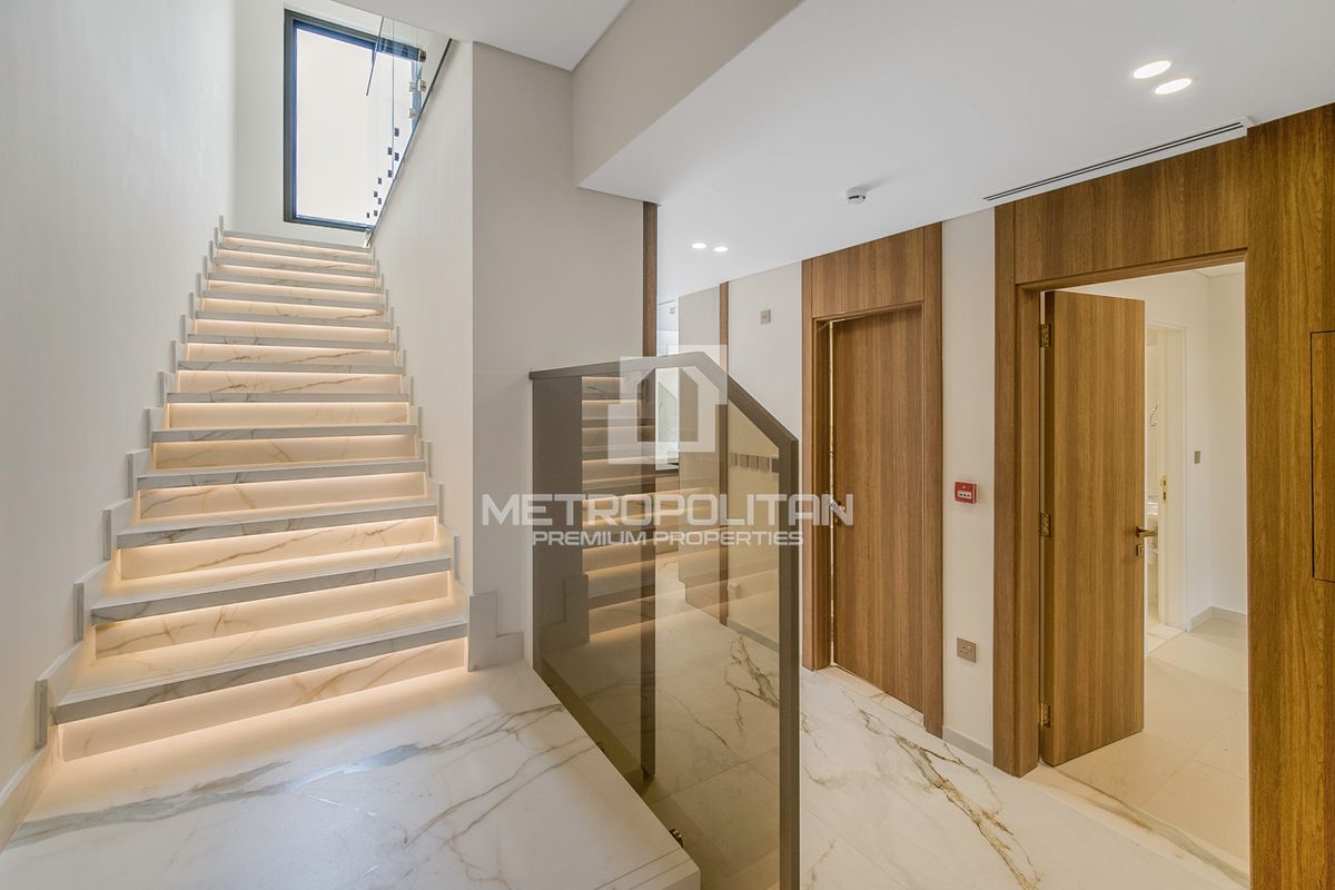3BR Townhouse zur Miete in Jumeirah Golf Estates – MR-6378 photo-17