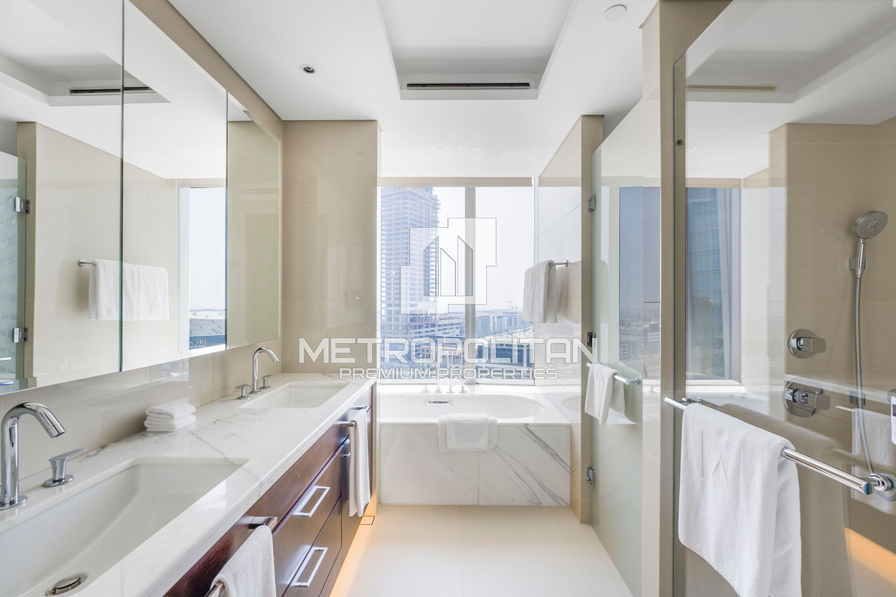 Spacious | Service Apartment | Burj View photo-6
