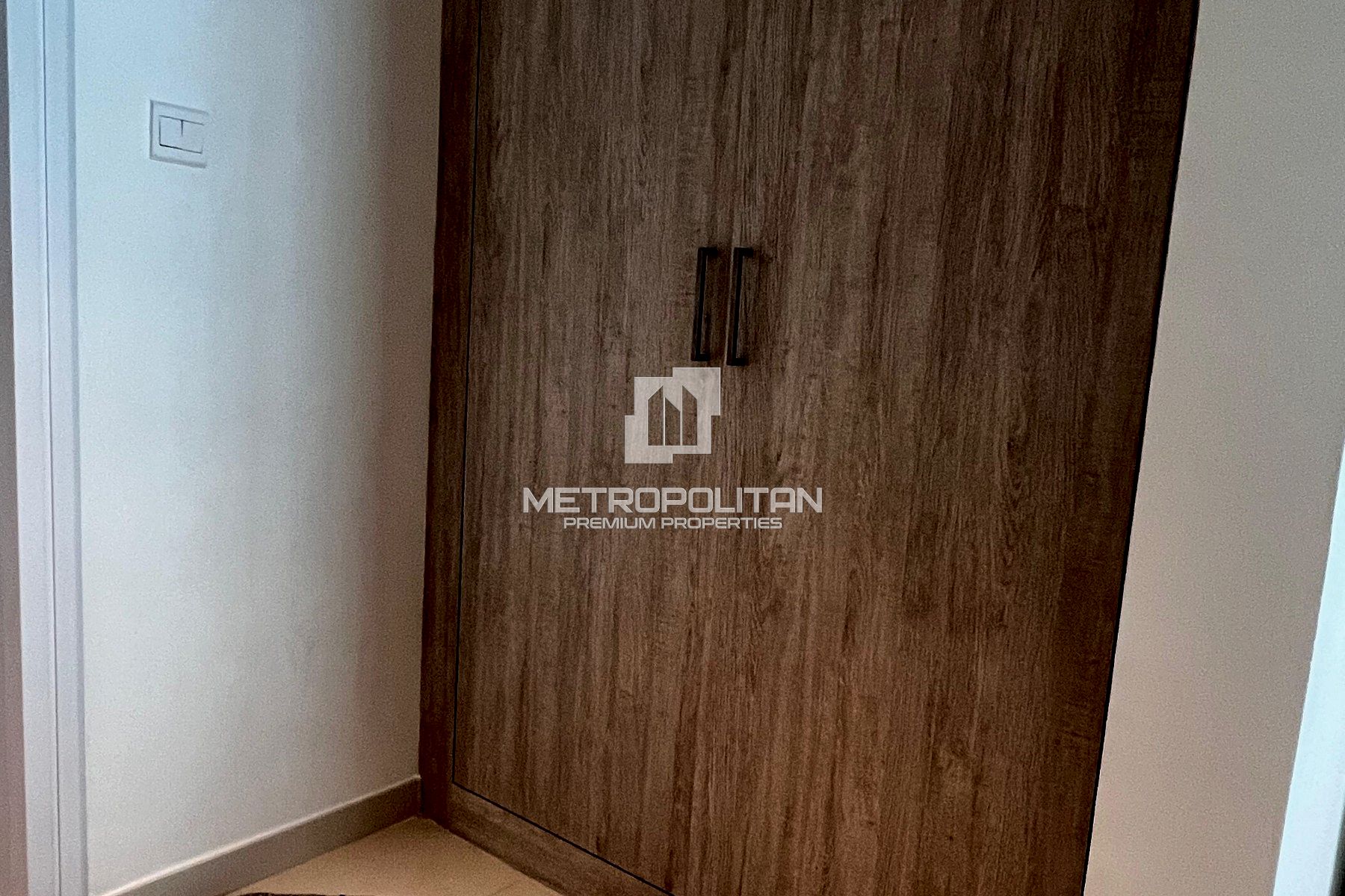 Beach Access | Prime Location | Penthouse Unit