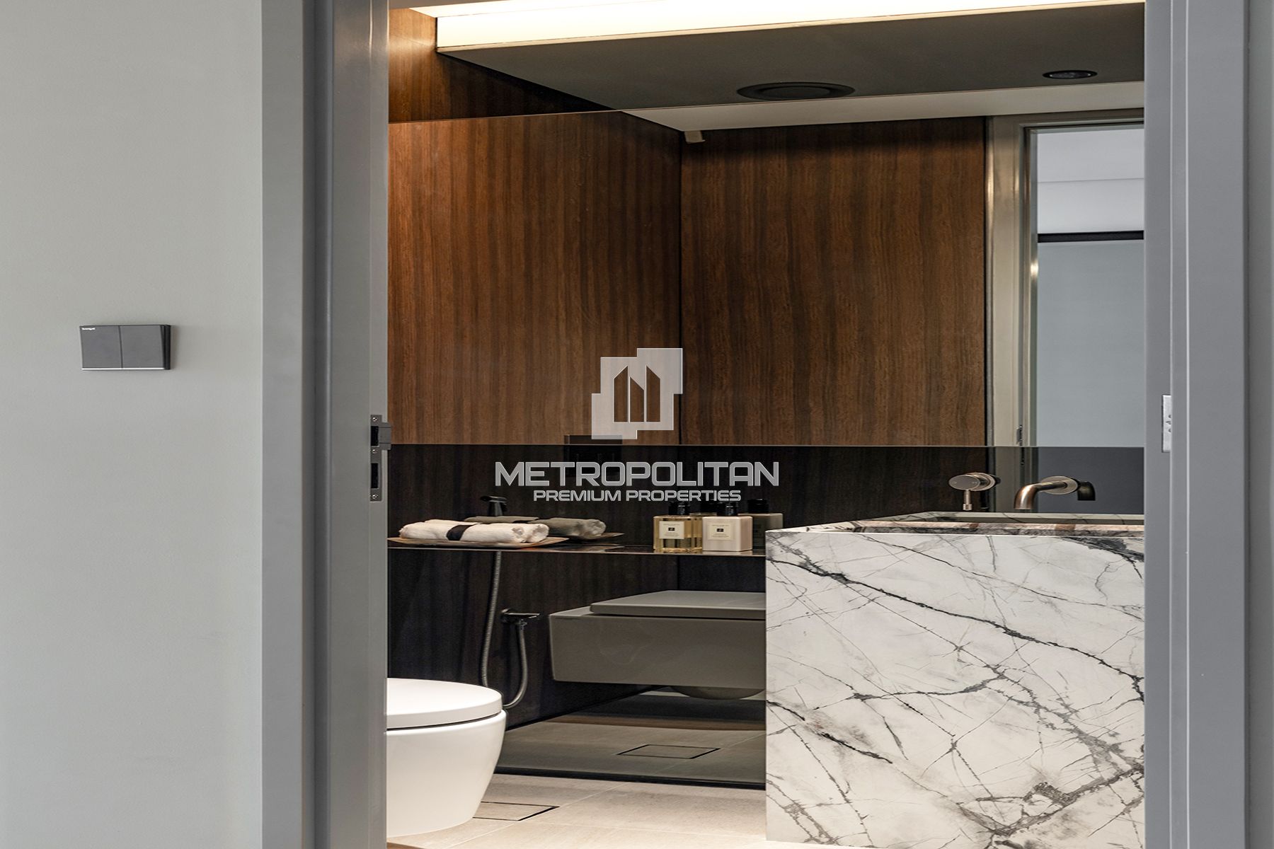 Exclusive | Upgraded and Furnished | Low Floor