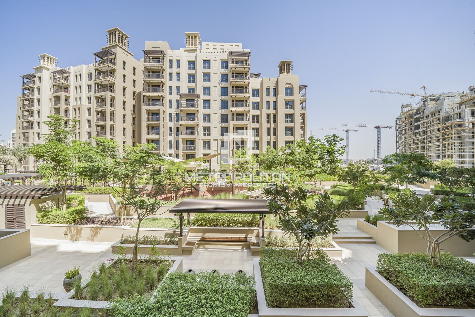 Overlooking Burj Al Arab | Spacious Layout