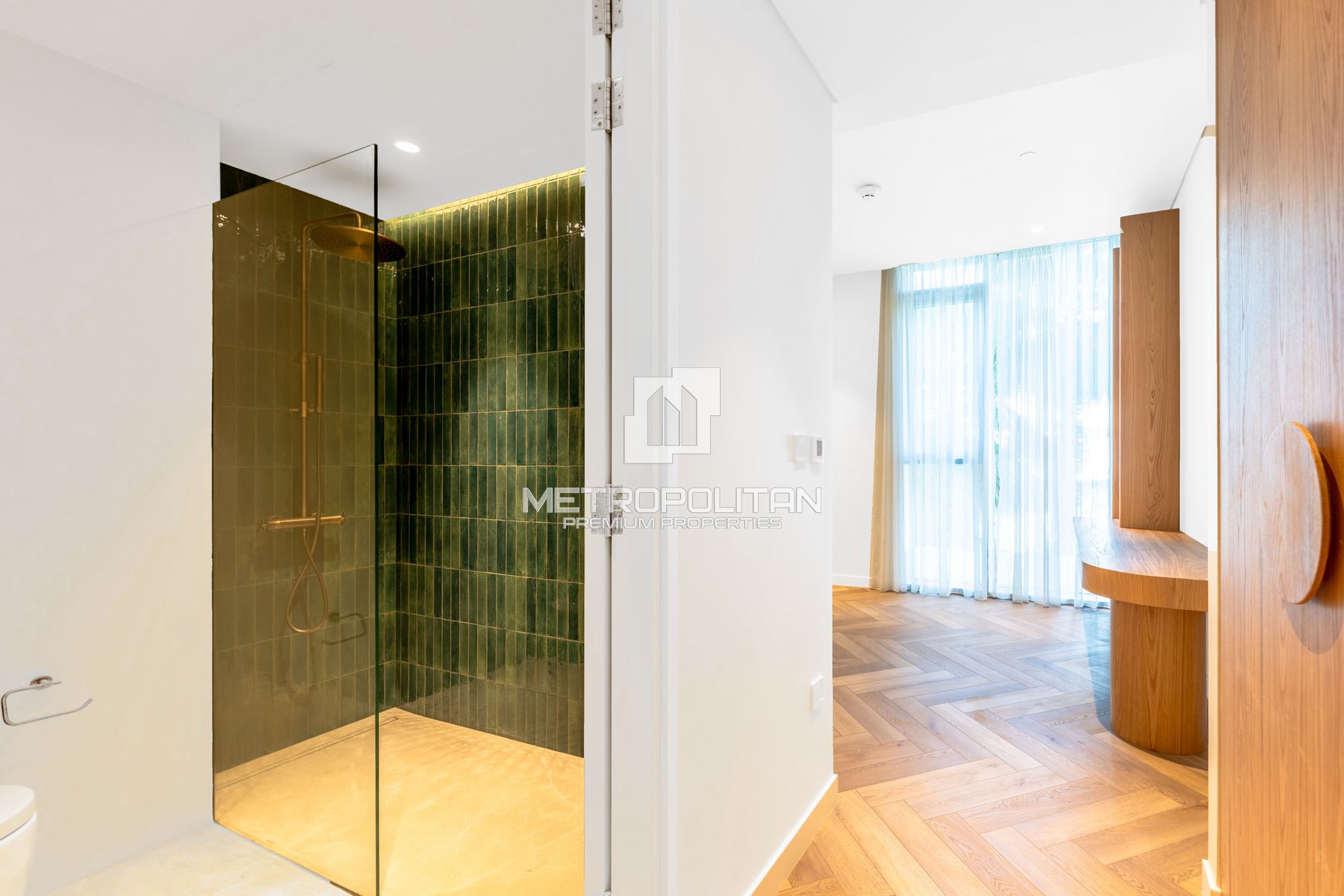 Vacant | Fully Upgraded | Turnkey photo-18