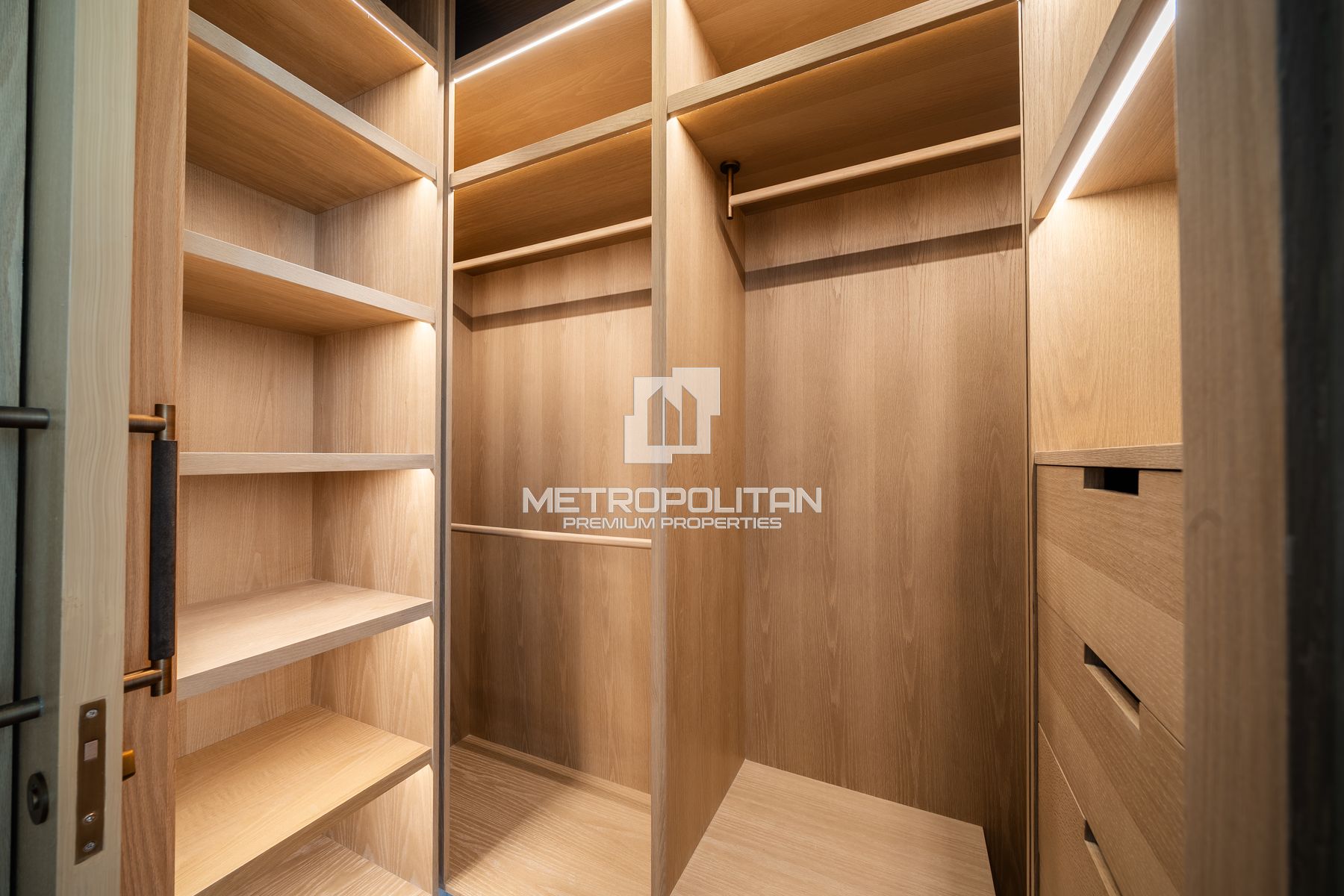 2-комнатная квартира на продажу в Business Bay — MS-21479