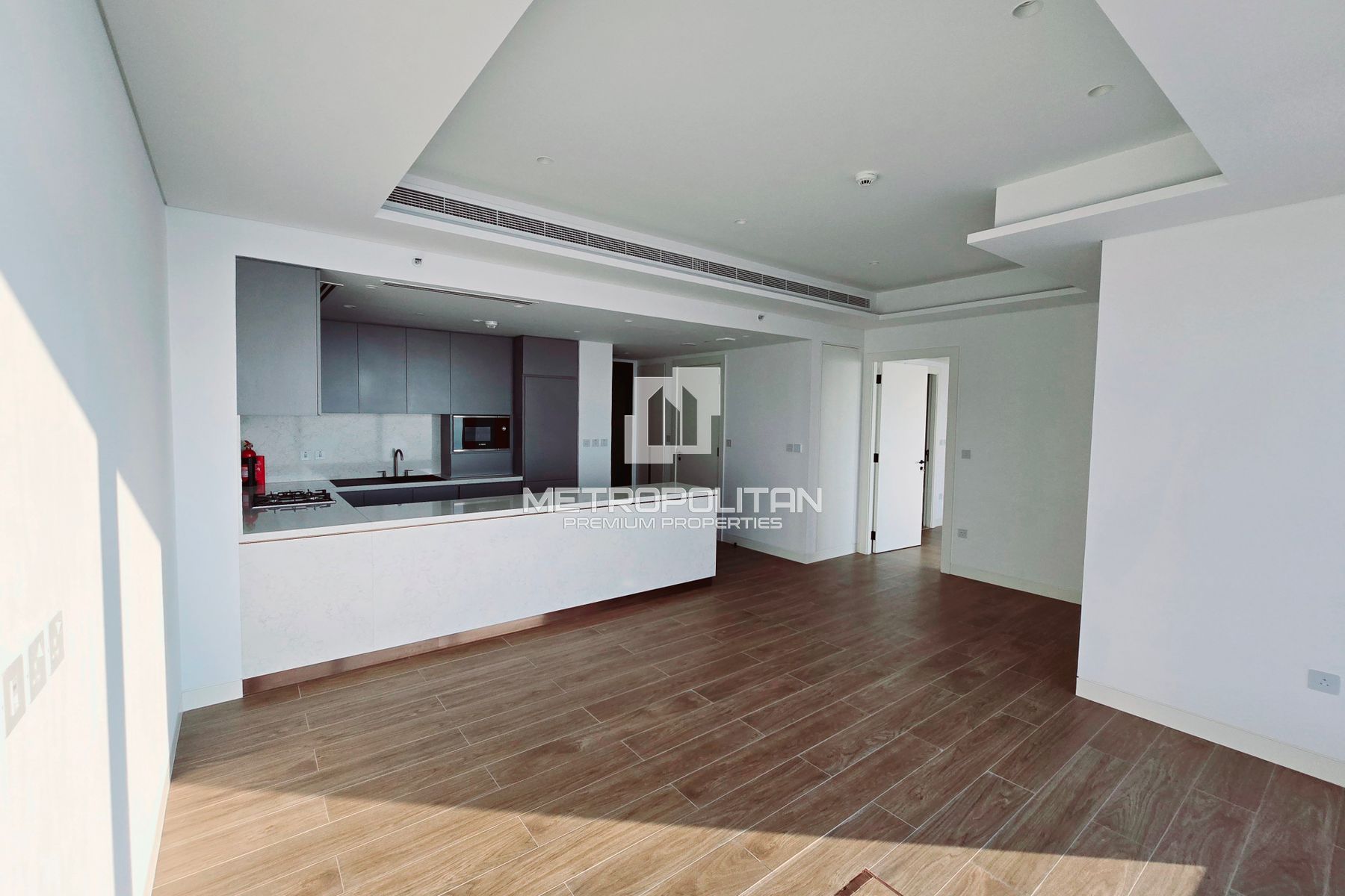 1-комнатная квартира на продажу в Jumeirah Lake Towers – MS-21664 photo-1