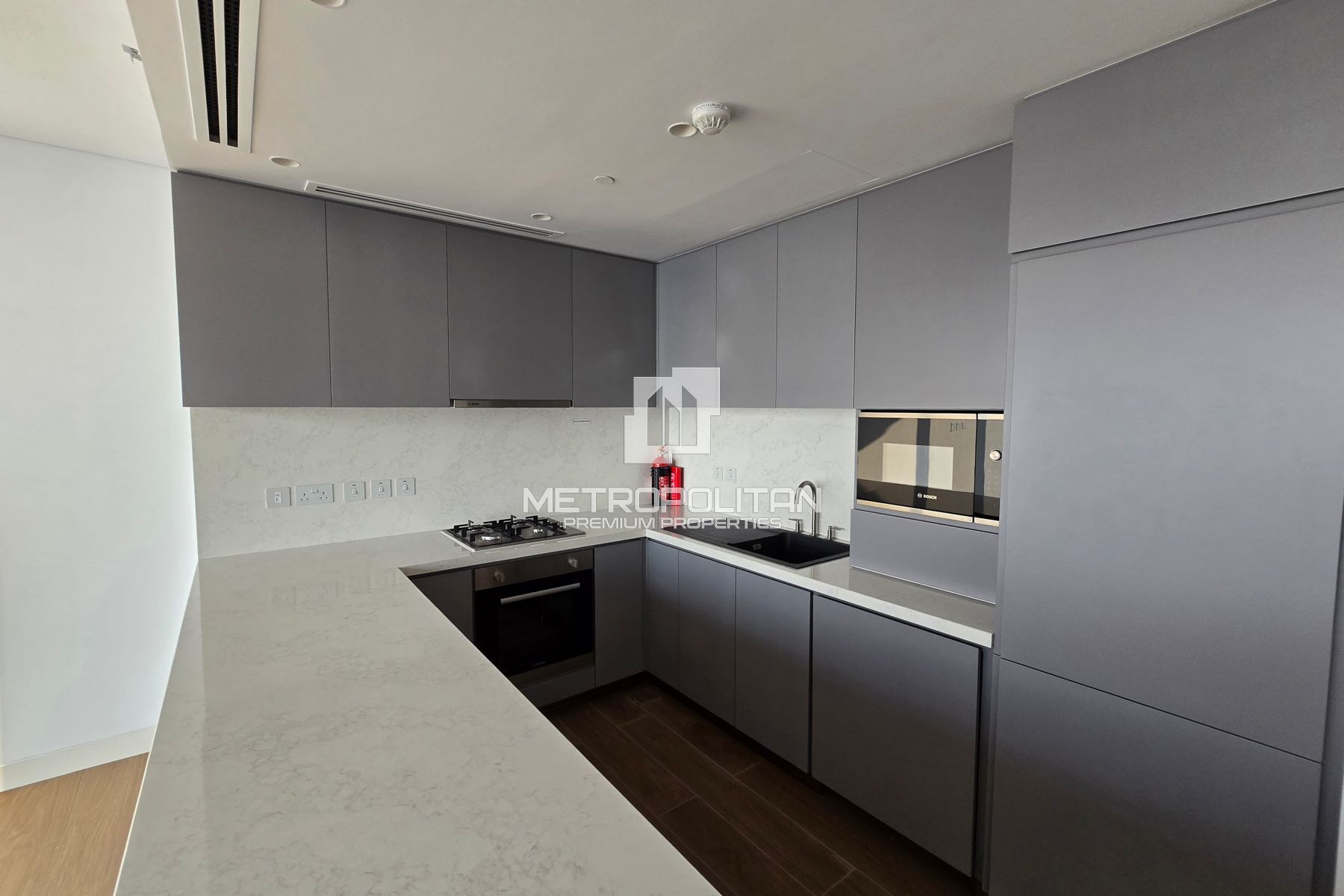 1-комнатная квартира на продажу в Jumeirah Lake Towers – MS-21664 photo-3