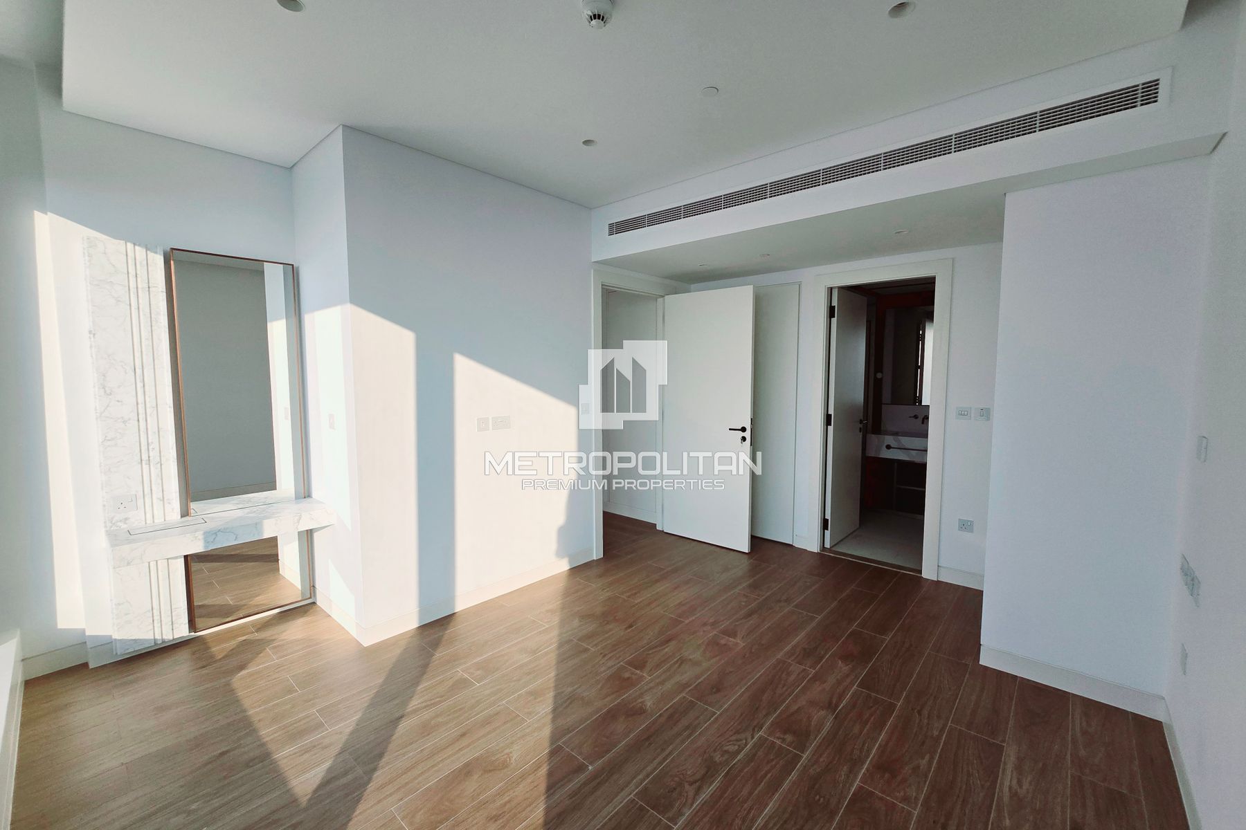 1-комнатная квартира на продажу в Jumeirah Lake Towers – MS-21664 photo-5