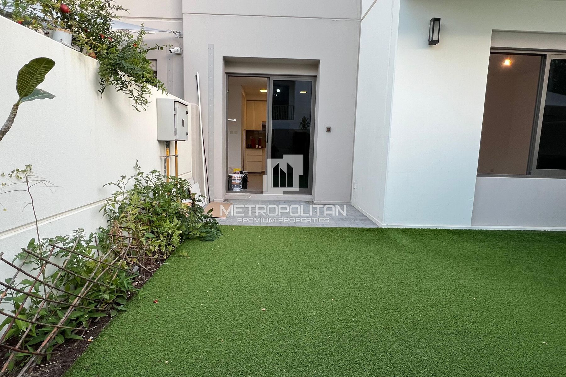 3BR Townhouse for Sale in Town Square – MS-21922