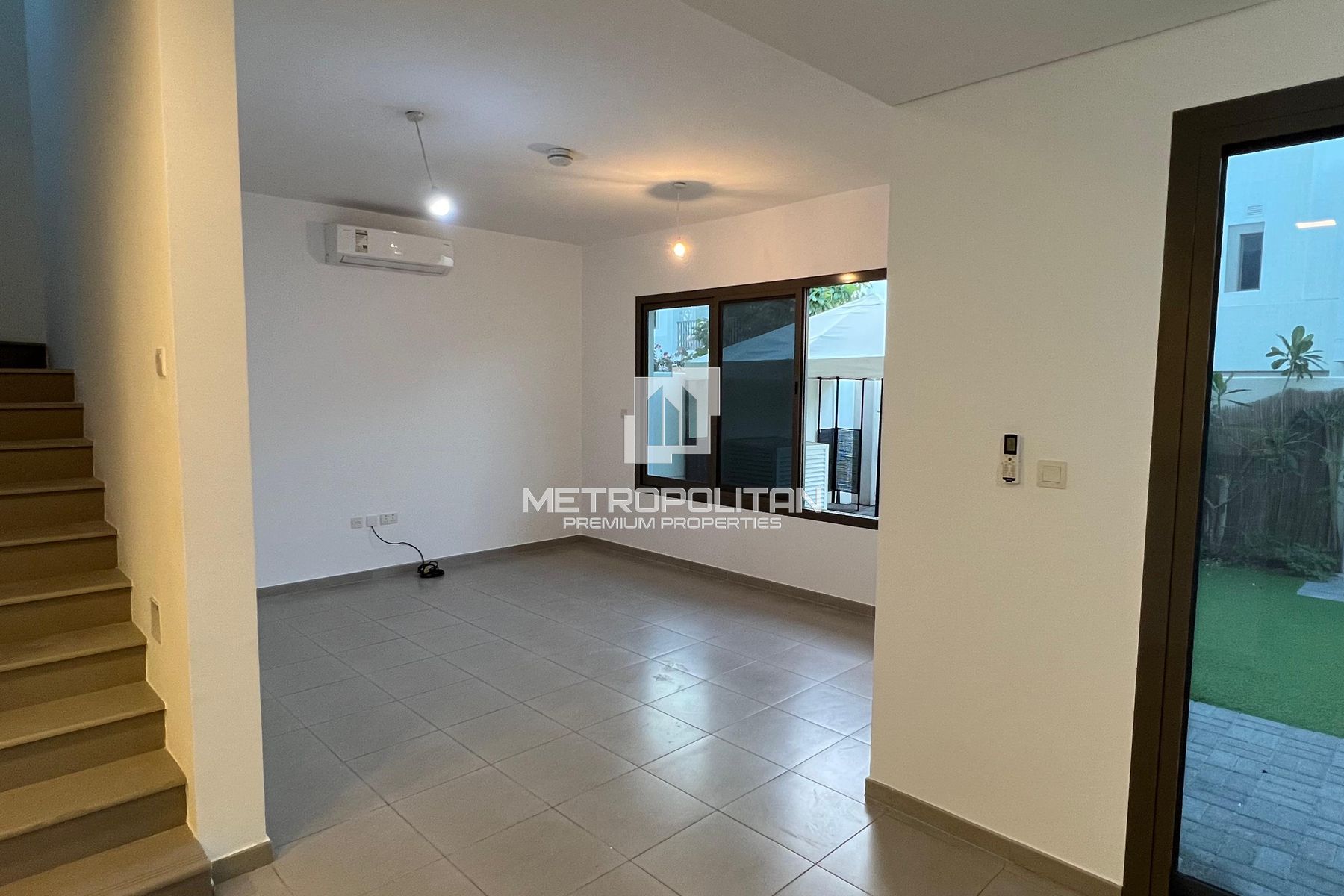 3BR Townhouse for Sale in Town Square – MS-21922