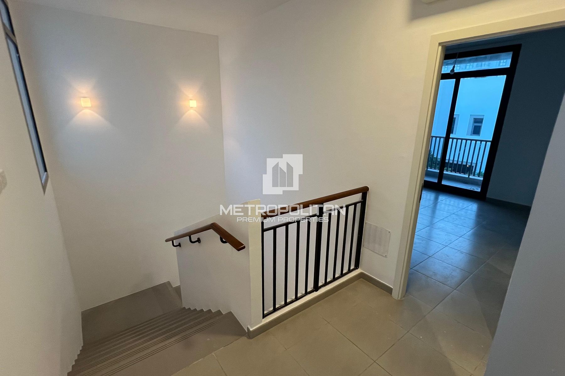 3BR Townhouse for Sale in Town Square – MS-21922